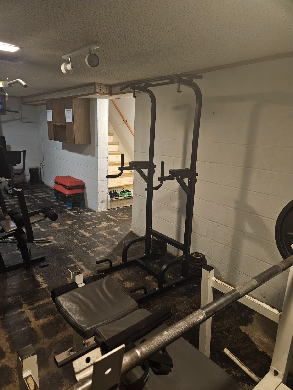 BangTong&Li Power Tower, Pull Up Bar Dip Station/Stand for Home Gym Strength Training Workout Equipment customer photo 2