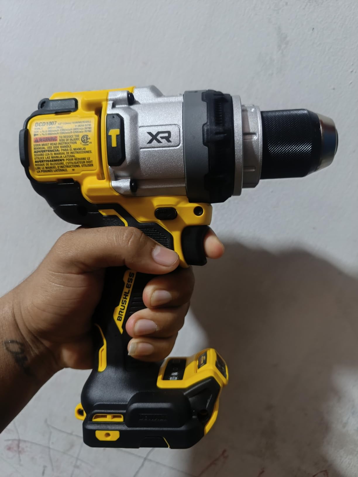 DEWALT 20V MAX XR 1/2 Inch Brushless Cordless Hammer Drill, Battery Not Included (DCD1007B) customer photo 1