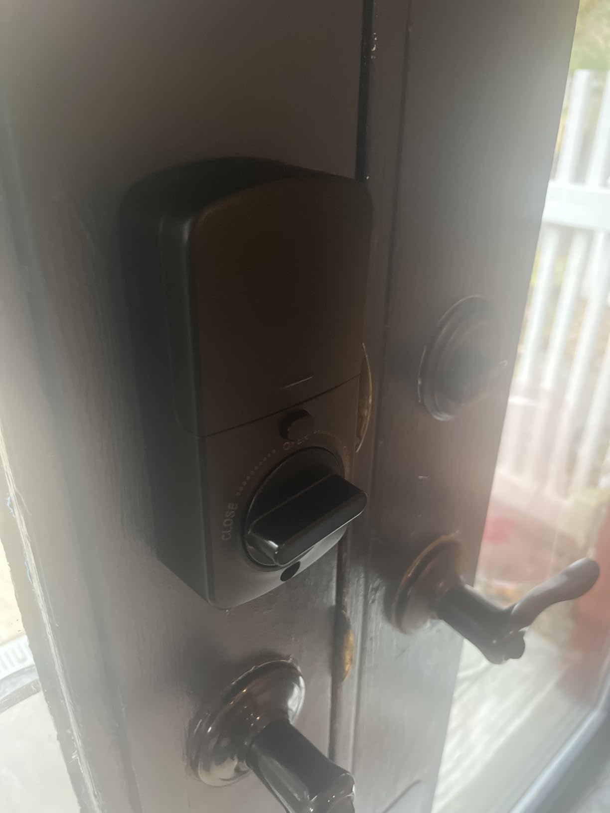 DESLOC B200 Fingerprint Smart Door Lock, Keyless Entry Deadbolt customer photo 2
