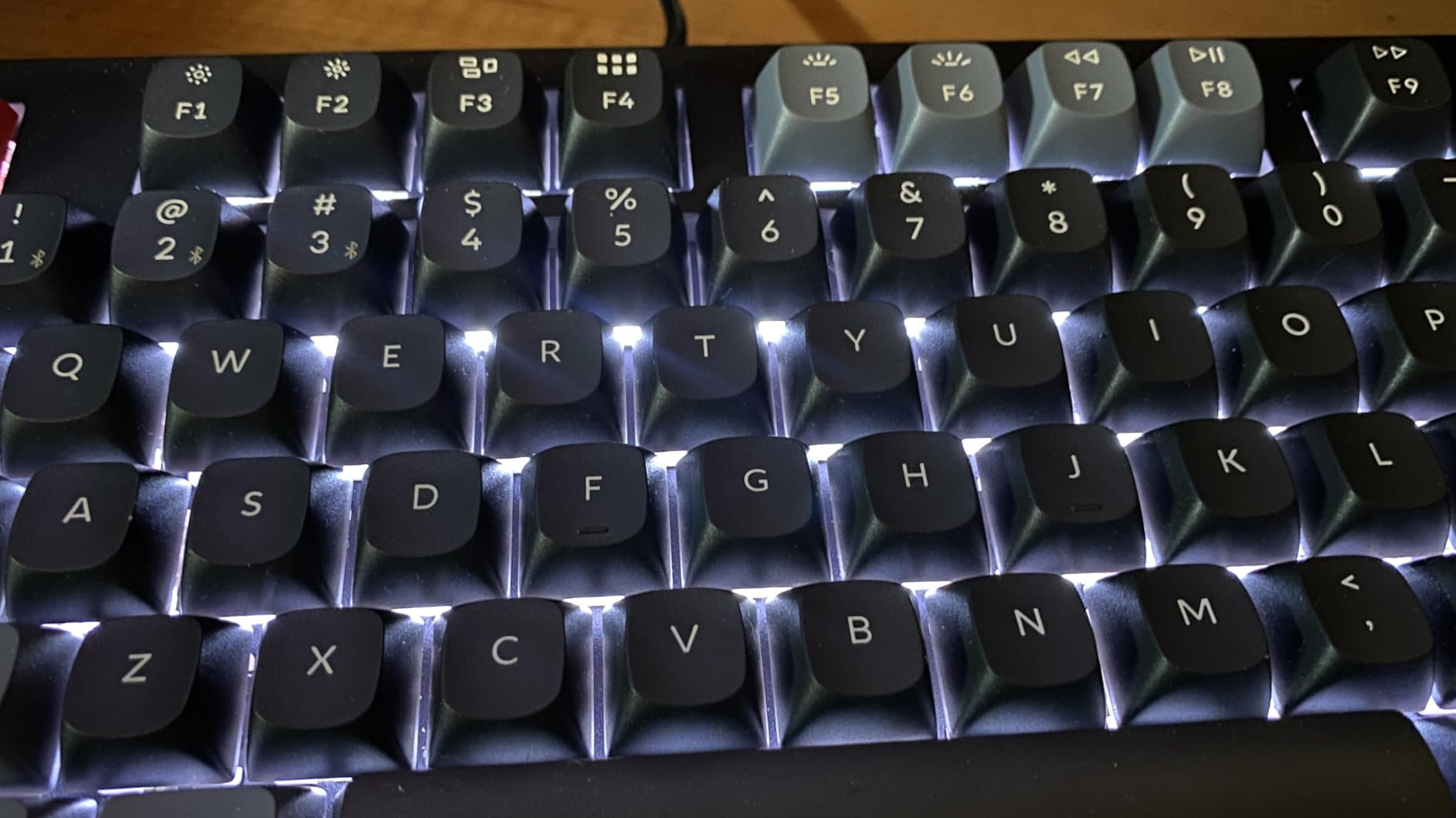 Keychron K10 Pro Wireless Custom Mechanical Keyboard, QMK Programmable Bluetooth 100% Layout with Silent Red Switch White Backlight Compatible with Mac Windows Linux customer photo 1