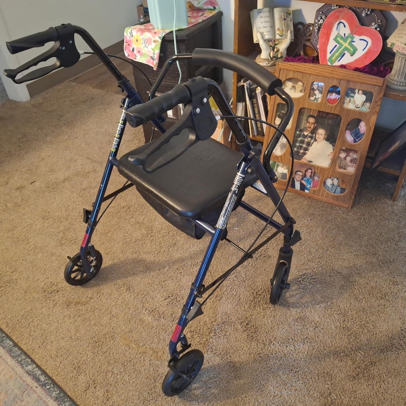 HOMLAND Foldable Rollator Walkers for Seniors with Seat, 17 lb Lightweight customer photo 1