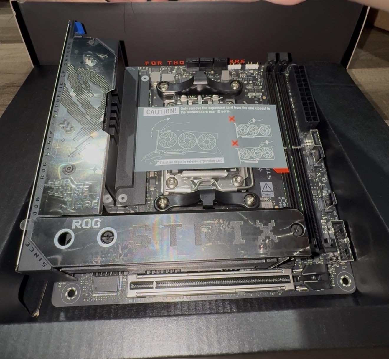 ROG STRIX X870-I GAMING WIFI AMD AM5 X870 Mini ITX motherboard 10+2+1 power stages, Dynamic OC Switcher, Core Flex, DDR5 AEMP, WiFi7, 2x M.2, PCIe 5.0, Q-Release Slim, USB4, AI OCing & Networking customer photo 1
