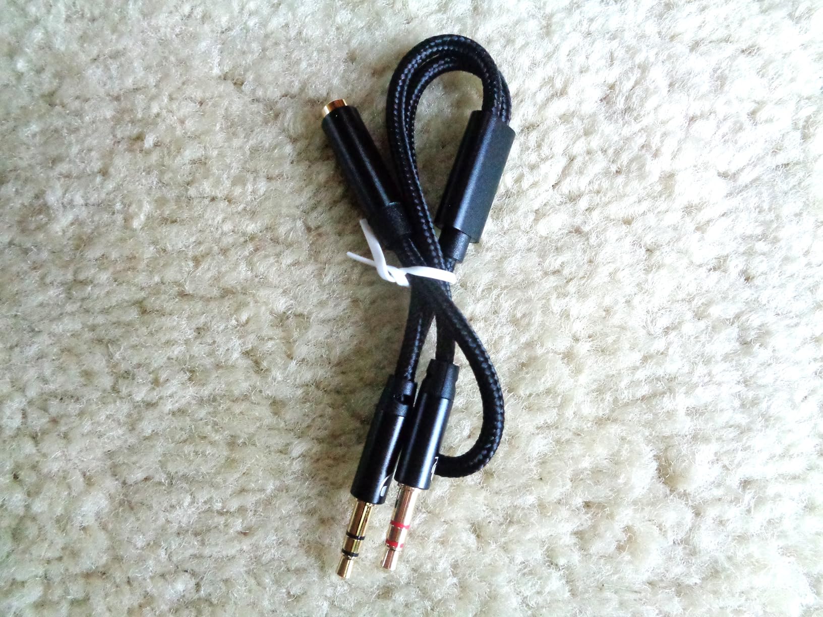 Headphone Mic Splitter for PC, 3.5mm TRRS Female to Dual Male TRS Adapter 2-in-1 Braided Y Separator for Gaming Computer customer photo 2