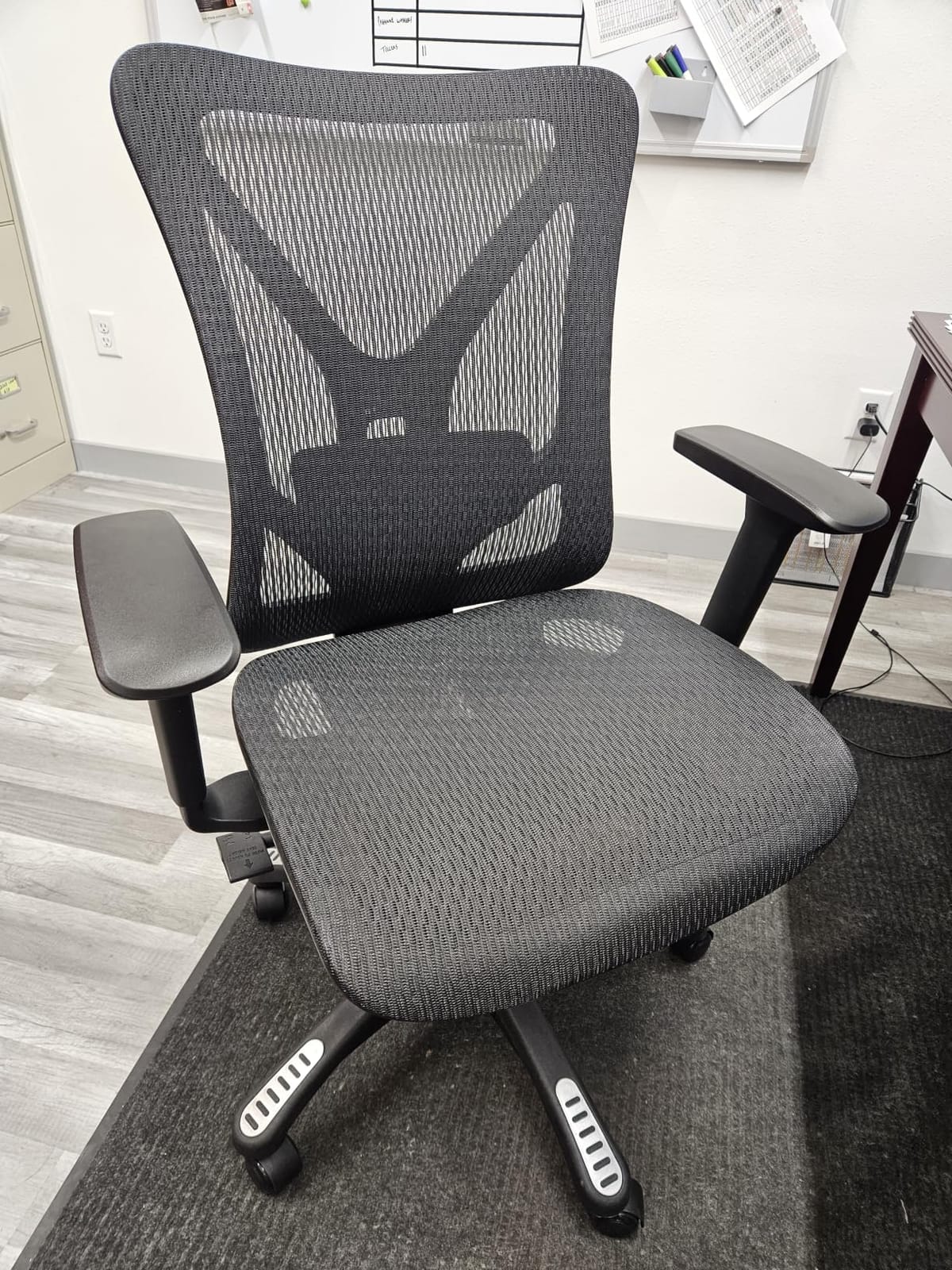 Ergonomic Office Chair, Mesh Computer Desk Chairs with BIFMA X5.1 Certified, Adjustable Lumbar Support, 3D Arm, Tilt Back, Wide Seat, Comfy Swivel Work Task Chair for Company and Home (Onyx Black) customer photo 1