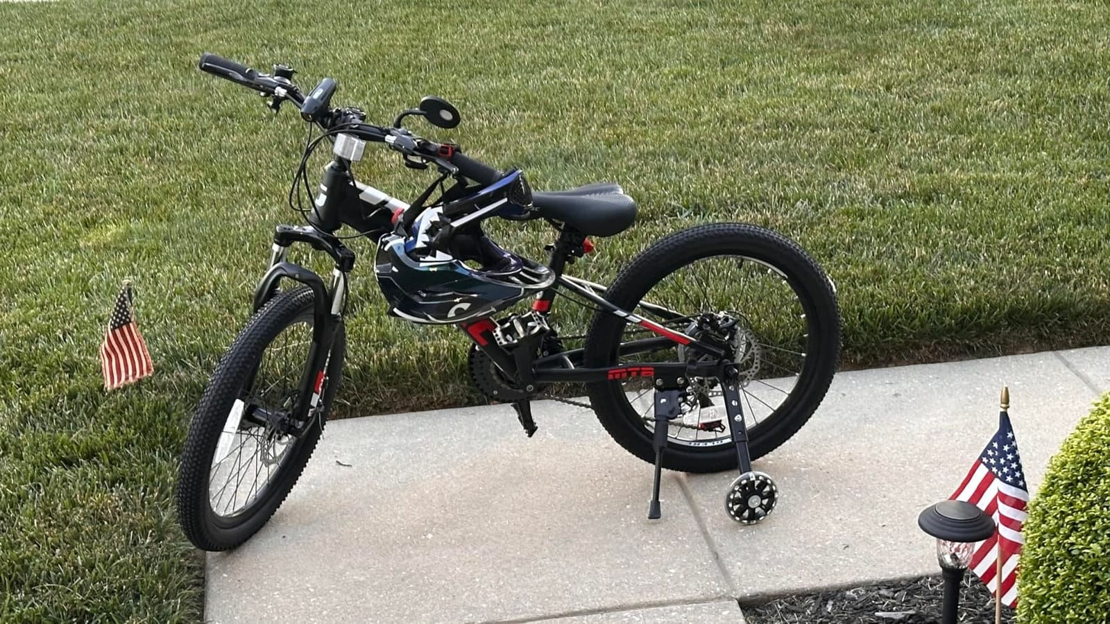 Glerc 20 24 26 Inch Kids Mountain Bike for Boys and Girls Ages 6+ Years customer photo 1