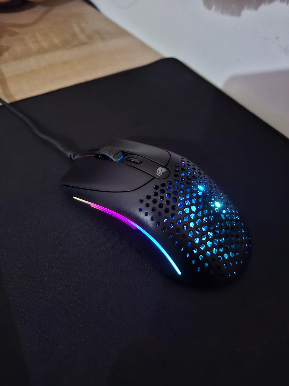 GLORIOUS Model O 2 Mini Wired Gaming Mouse: Superlight 49g, 26K Optical Sensor, Motion Sync, 80M Clicks, 6 Programmable Buttons, Mouse for Small Hands, FPS, MMO, MOBA customer photo 1