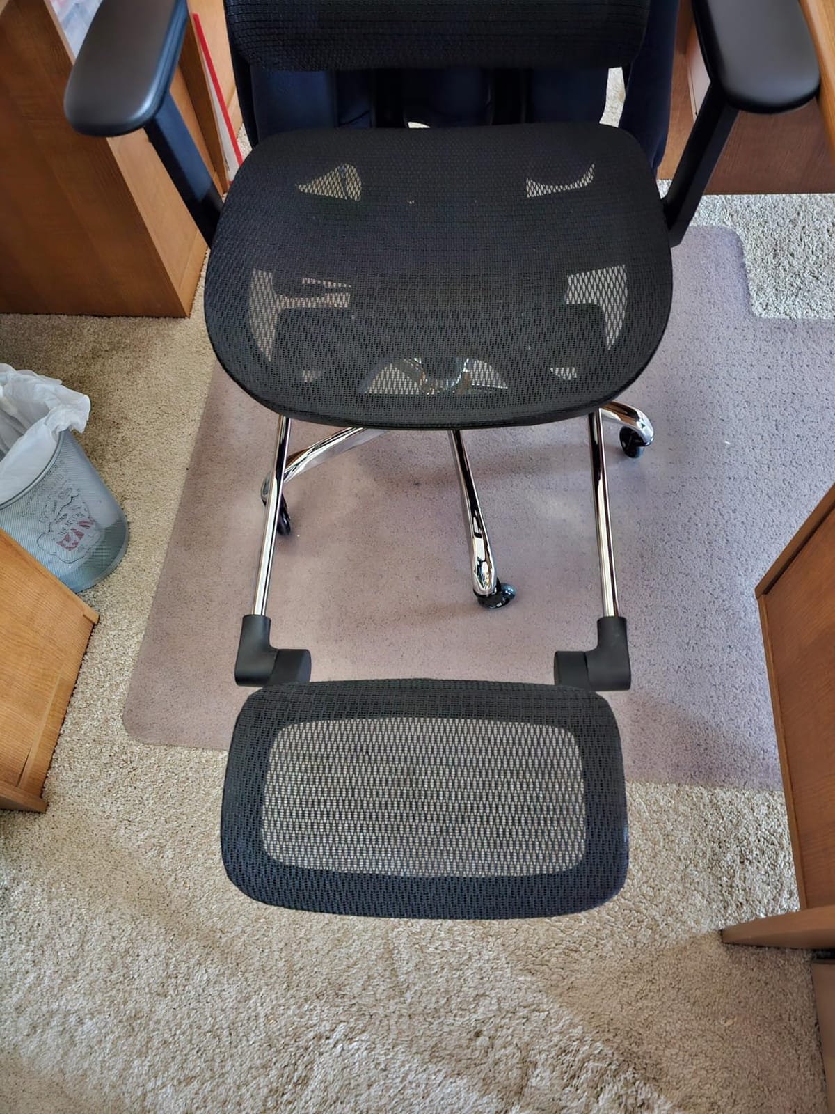 Office Chair with Footrest, Ergonomic Chair with Neck Pillow & Rubber Wheels, Computer Chair with Adjustable Backrest & 3D Armrests Headrest, Gaming Chair Adaptive Lumbar Support, Black customer photo 2