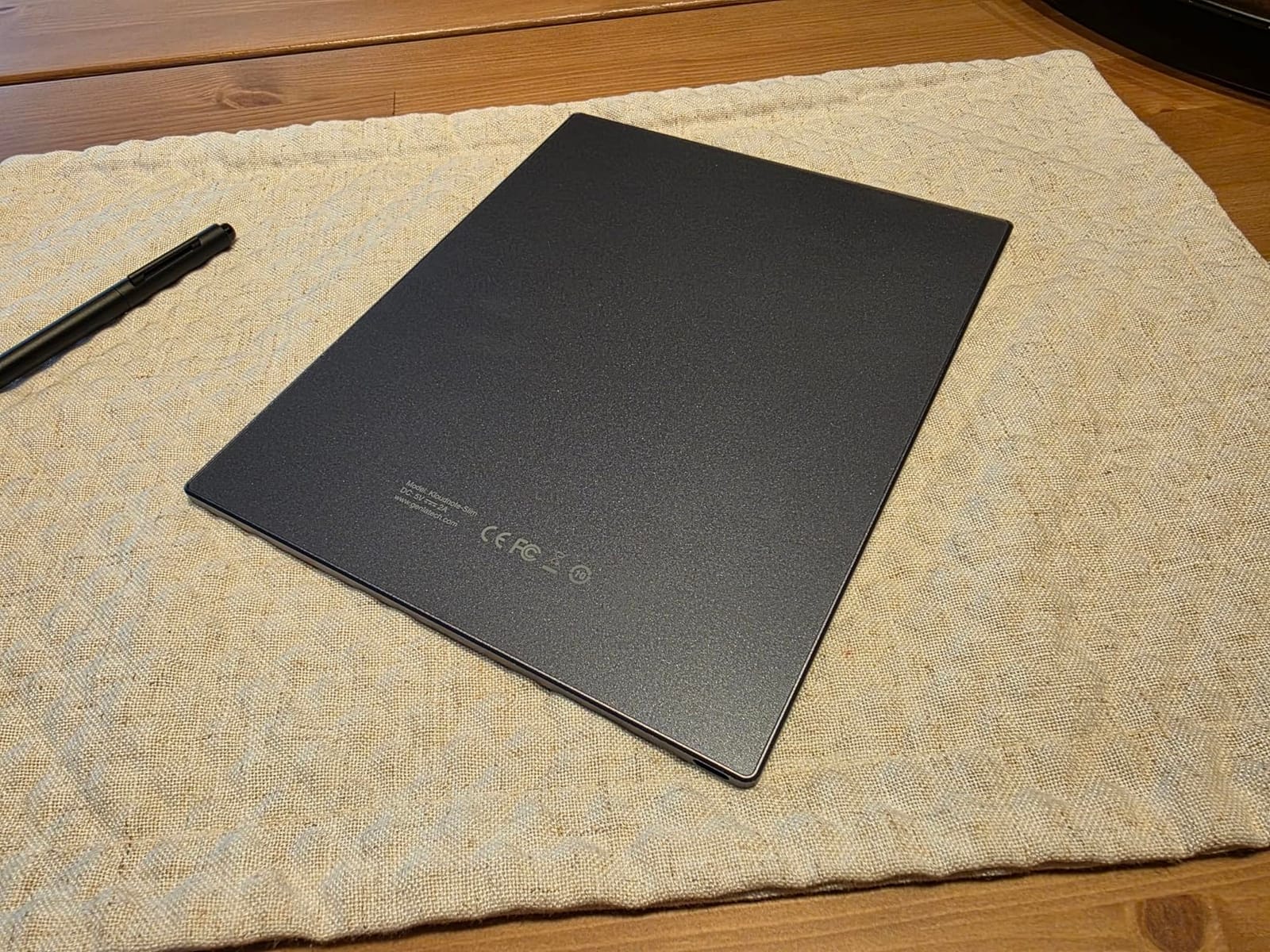 Geniatech Kloudnote Slim 10.3