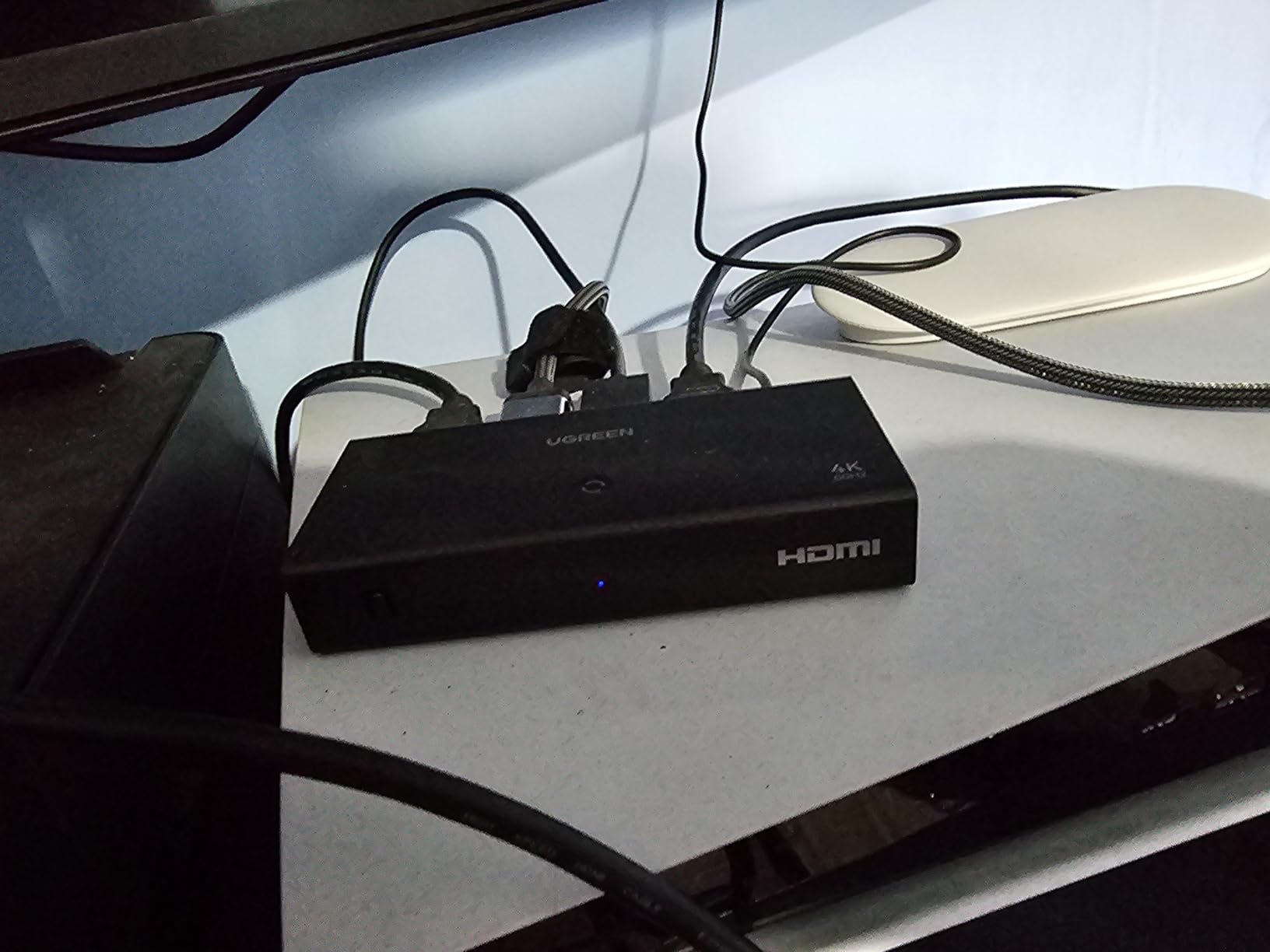 UGREEN HDMI Switch 3 in 1 Out, 4K@60Hz, with Remote, HDR10+, 3D, Dolby customer photo 2