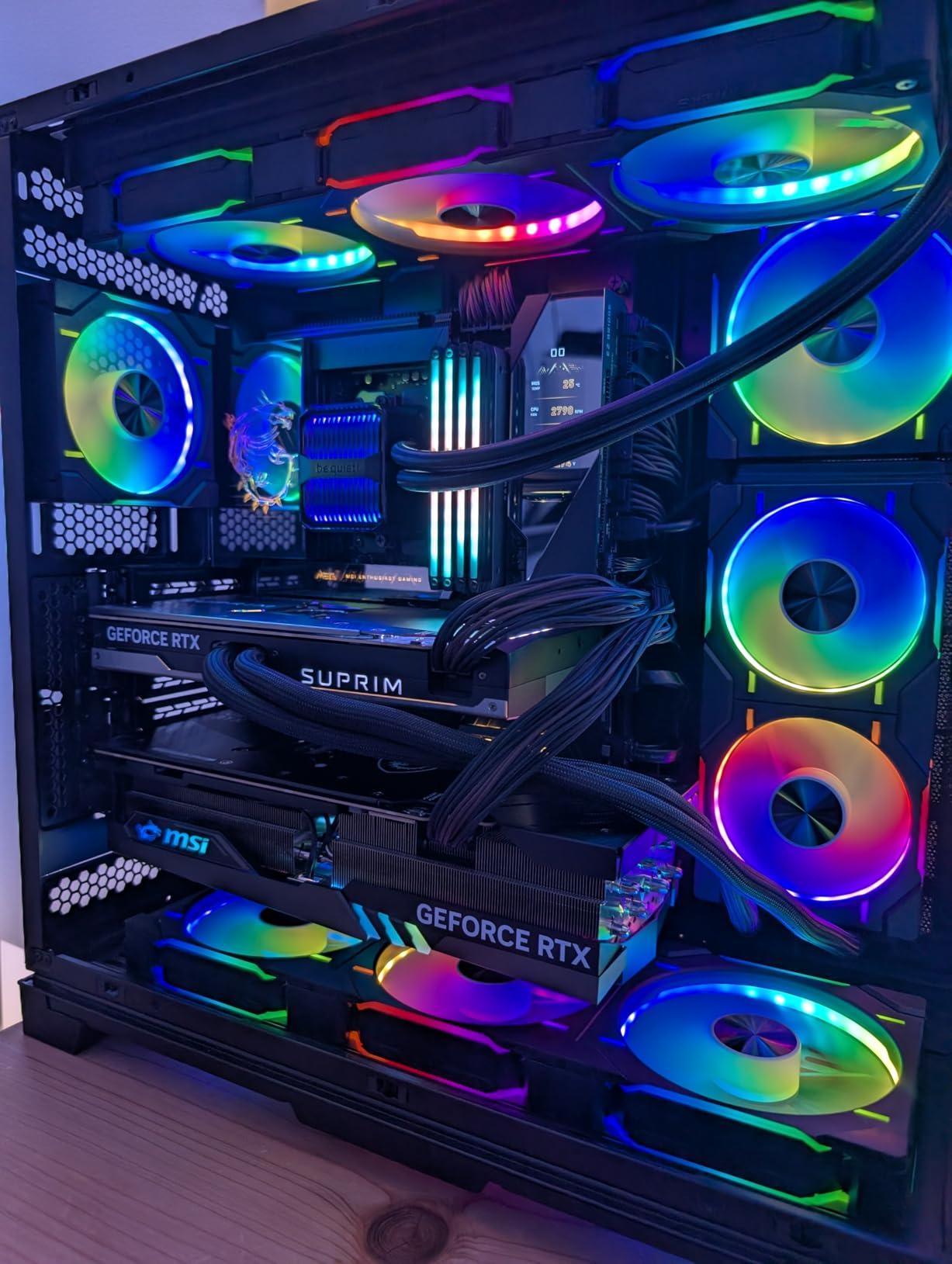 MEG X870E GODLIKE, E-ATX - Supports AMD Ryzen 9000/8000/7000 Processors, AM5 - Dynamic Dashboard III, EZ Slide M.2, 110A SPS, DDR5 Memory (9200+ MT/s OC), M.2 & PCIe 5.0, USB4, Wi-Fi 7, 10G LAN customer photo 1