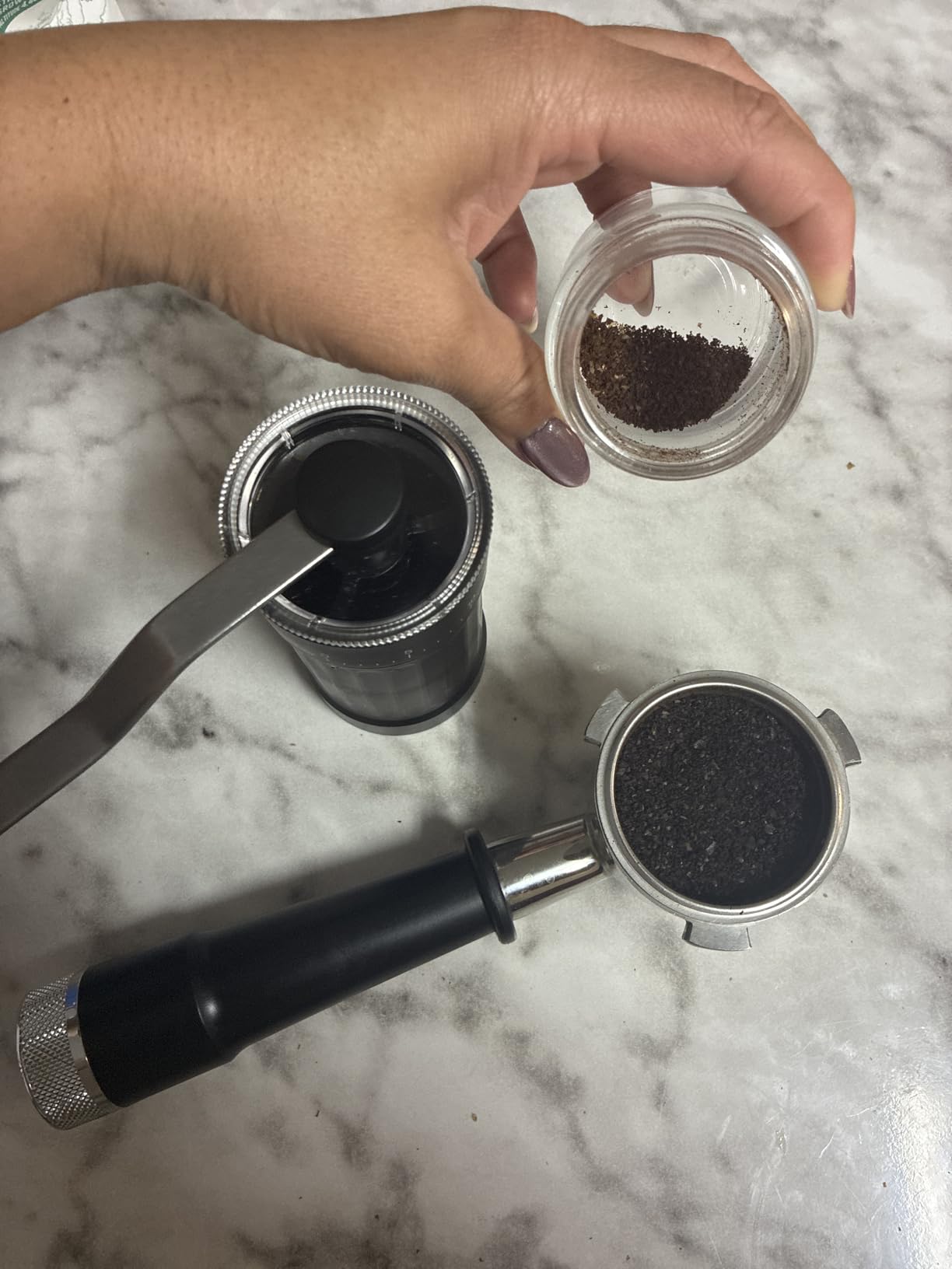 CEVING Mini Manual Coffee Grinder With 40 Adjustable Settings, Black | Portable Hand Coffee Bean Mill with Ceramic Conical Burrs, 30g Capacity customer photo 2