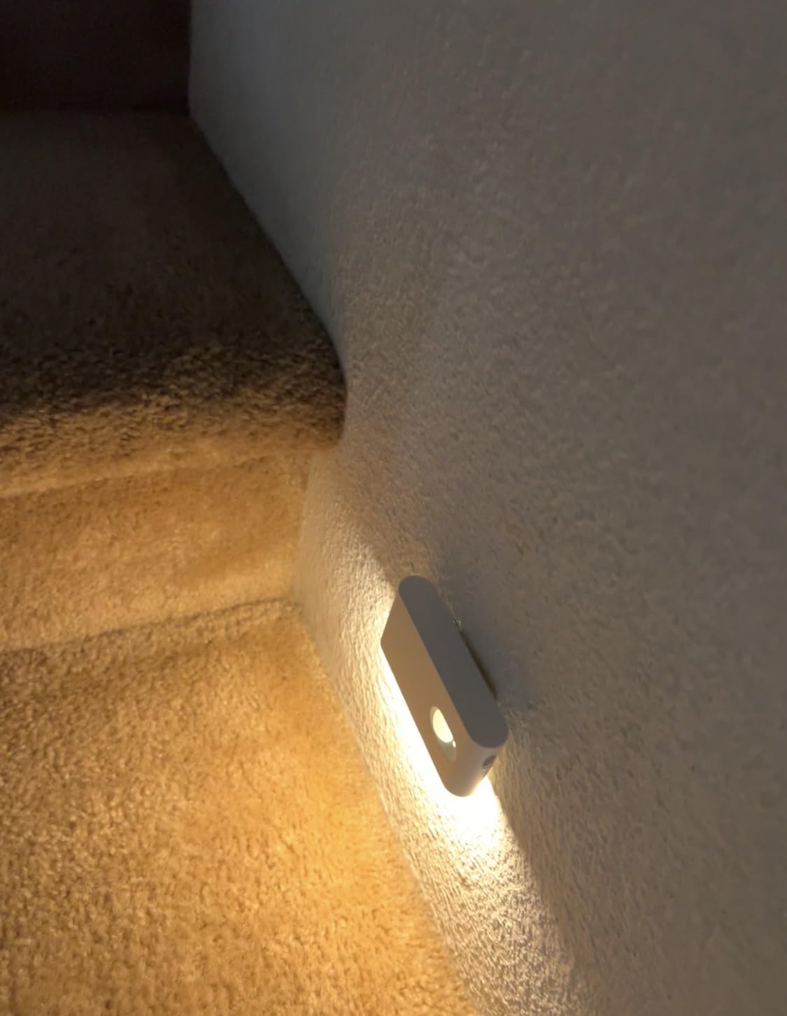 WILLED Stair Lights Indoor,Warm White Rechargeable Night Light,Wireless Motion Sensor Night Light,Battery Stick On Lights for Stairway,Hallway,Kitchen,Closet,Cabinet,Bedroom,Kids' Room(4-Pack) customer photo 2