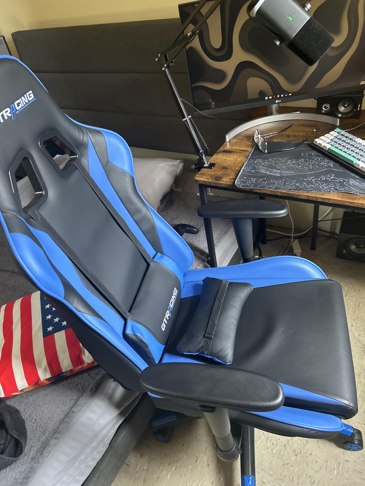 GTPLAYER Gaming Chair with Footrest, Ergonomic Computer Game Desk Chair, Reclining Gamer Chair Seat Height Adjustment, Swivel Rocker with Headrest and Lumbar (Gray) customer photo 2