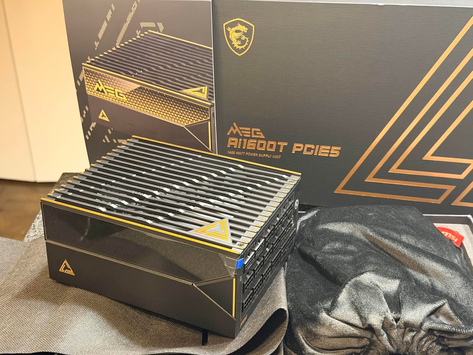 MSI MEG Ai1600T PCIE5, Fully Modular Gaming 1600W Power Supply, 80+ Titanium, Dual 12V-2x6 Cables, Server-Grade Capacitor, ATX 3.1 & PCIe 5.1 Ready, Low-Noise, Braided, 12 Year Warranty customer photo 2