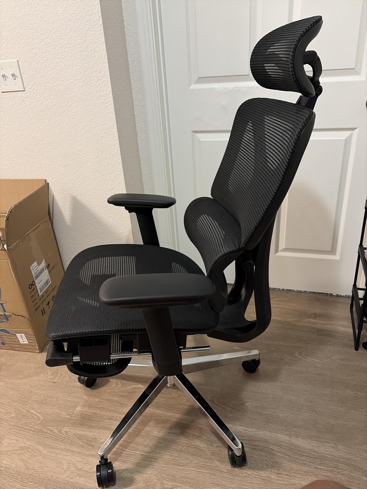 FLEXISPOT ErgoX Premium Ergonomic Office Chair Black-FT customer photo 2
