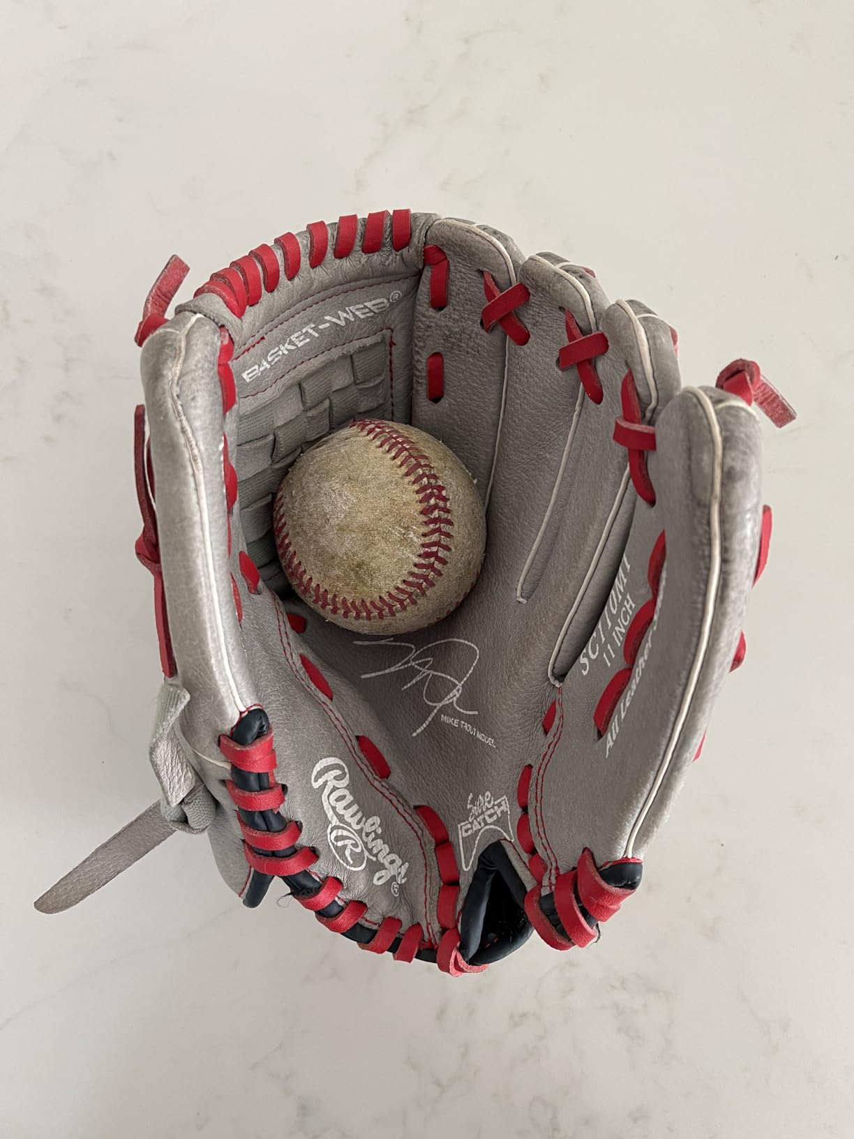 Rawlings | Sure Catch Baseball & Softball Glove | T-Ball, Youth & Adult Rec Models | Multiple Sizes & Styles customer photo 1