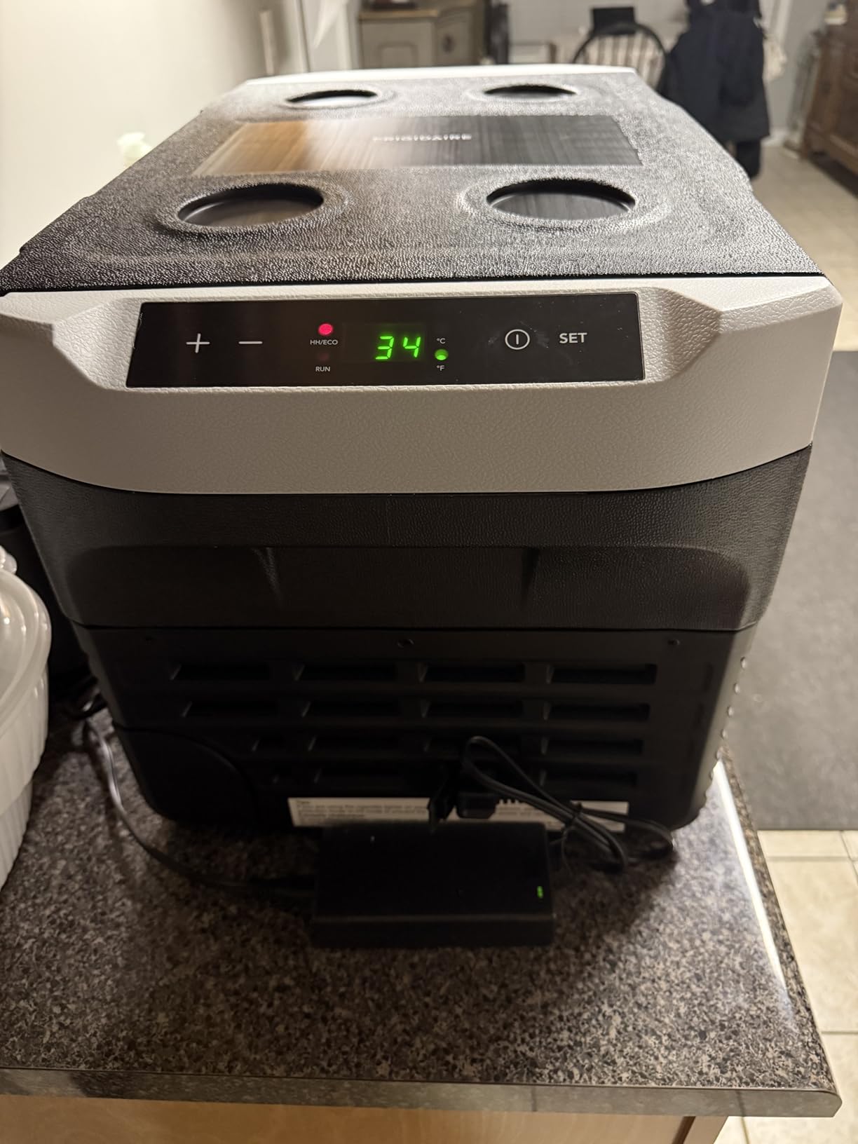 Frigidaire 2-in-1 Portable 12/24V DC & 110-240V AC Compressor Fridge Freezer - Compact for Travel, Car, Camping, Road Trips, Home, Dual Voltage 21qt customer photo 2