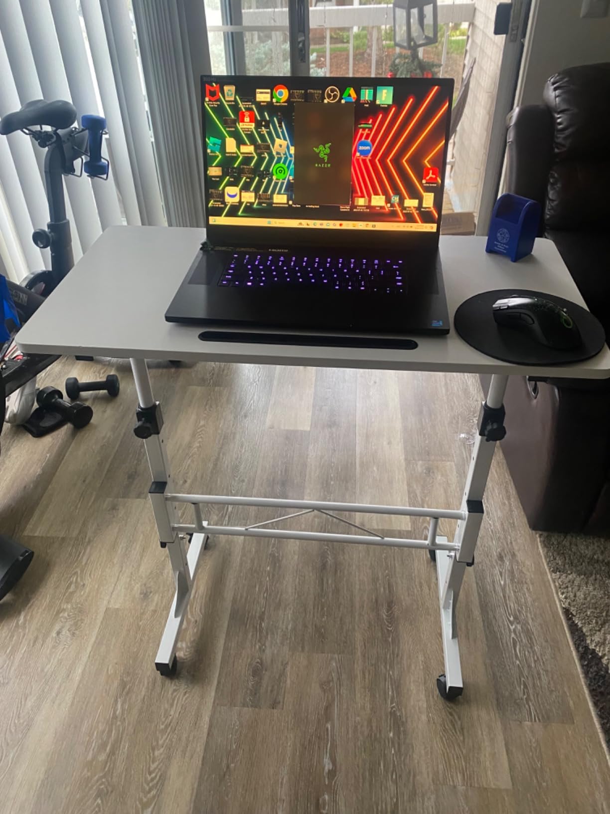 Amztabler Small Standing Desk Adjustable Height, Mobile Stand Up Desk with Wheels, 32 Inch Portable Rolling Desks Conference Room Tables for Walking Pad Treadmill Wood Rustic customer photo 1
