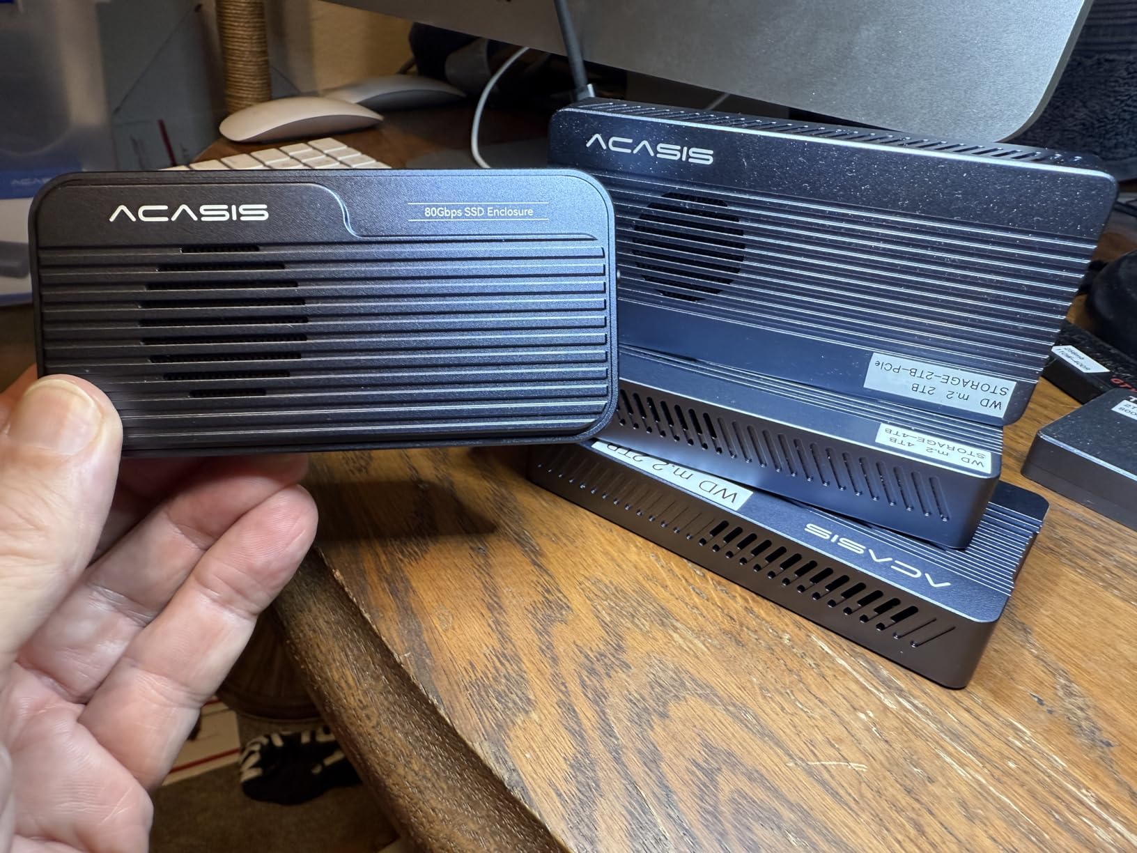 ACASIS 80Gbps M.2 NVMe SSD Enclosure, Thunderbolt 5 & USB4 V2.0 Compatible customer photo 2