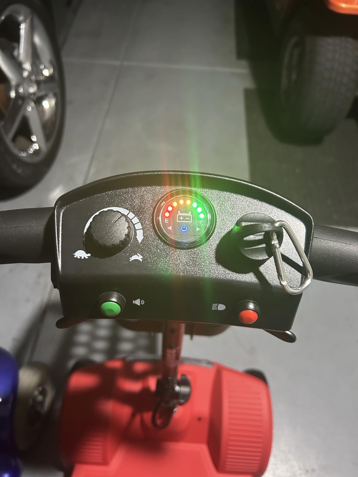 WAYCARE Mobility Scooter for Adults & Seniors, 330 lb 15-20 Mile Range Red customer photo 1
