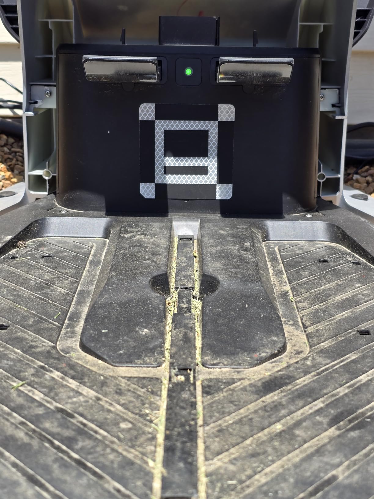 Sunseeker X3 Plus Robot Lawn Mower, RTK, Vision AI, 0.3 Acre, Wire-Free | Efficient edge cutting for homeowners with small to midsize suburban yards, multiple zones and defined borders. customer photo 2
