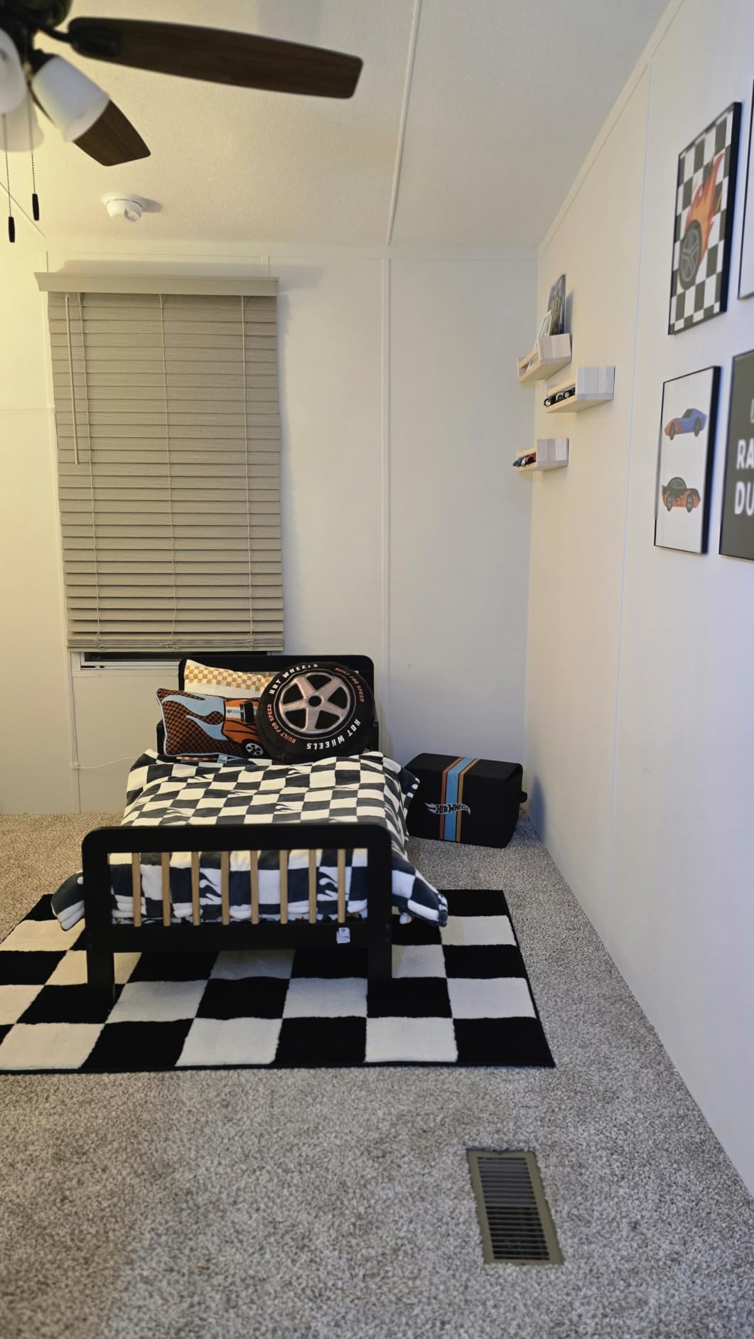 Storkcraft Pasadena Toddler Bed, Olive & Driftwood customer photo 1