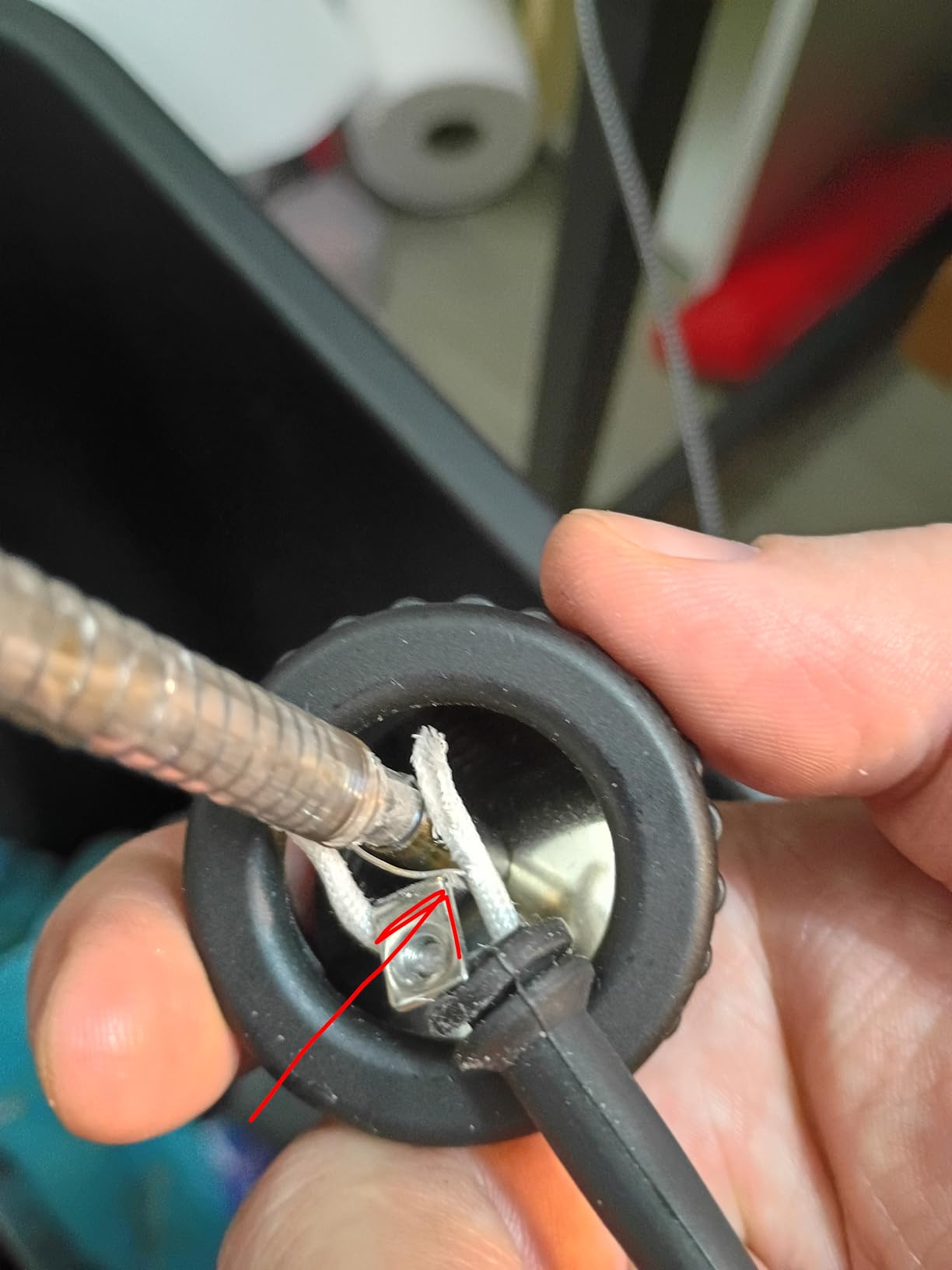 Electric Solder Sucker Vacuum,Automatic Desoldering Pump,Black Desoldering Tool For One-Handed Use And Reliable Suction,Designed for extended use Tin Removal Work Ac110v 30w Desoldering Gun customer photo 2