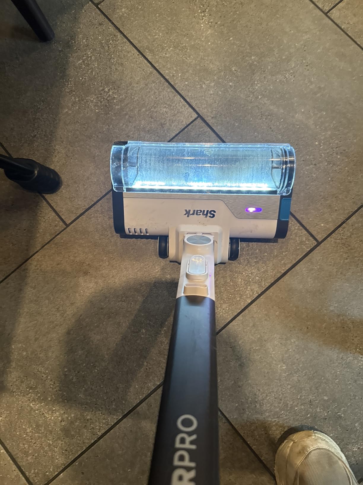 Shark PowerPro Flex Reveal Plus Cordless Vacuum, Java, IZ382H customer photo 1