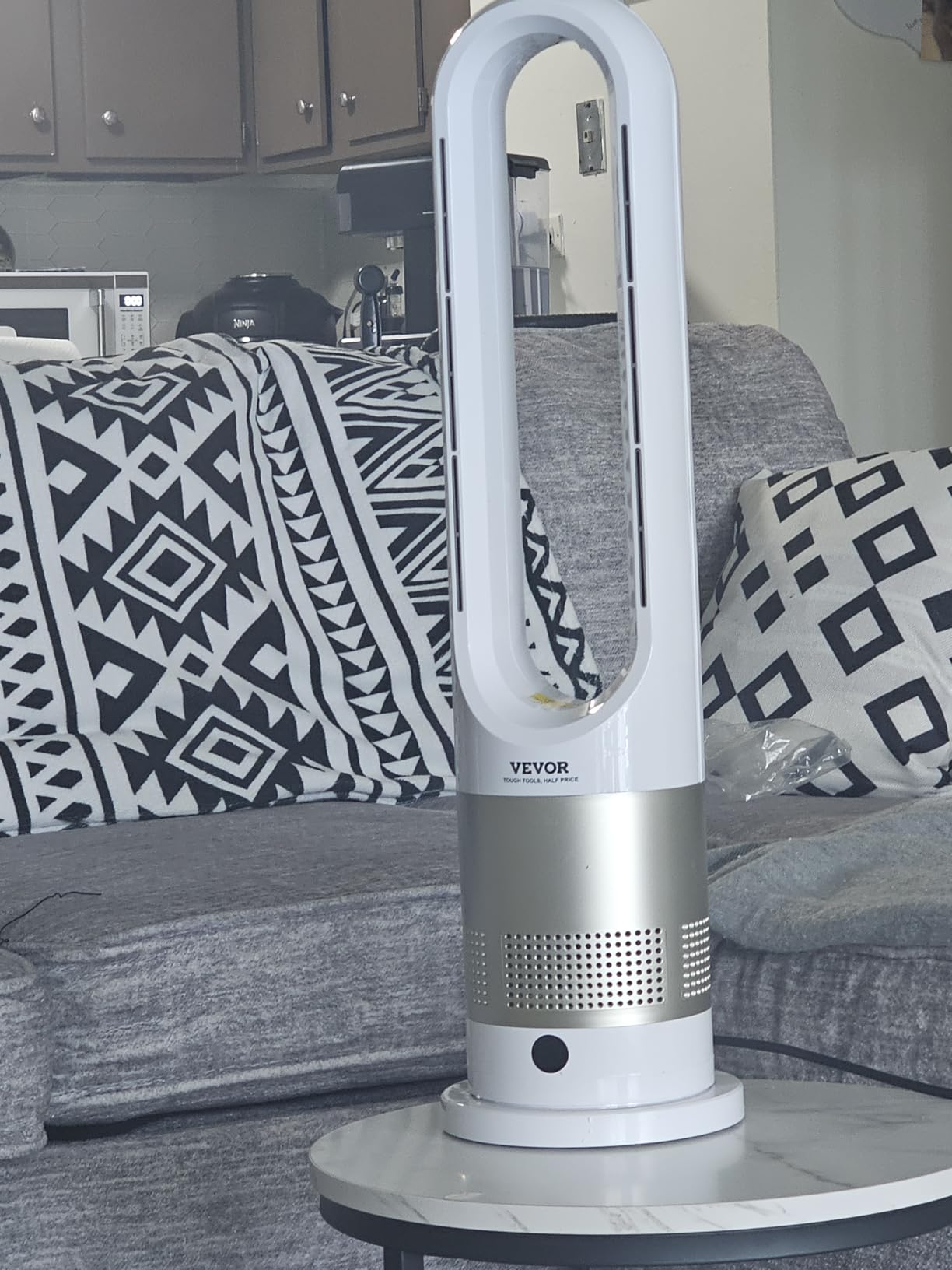 VEVOR Tower Fan Bladeless, 16 ft/s Velocity Quiet Floor Fan with Cooling Effect & Heating Mode, 80° Remote Oscillating Fan, 8-Speed 9H Timer Standing Fans for Bedroom, Office, Home customer photo 2