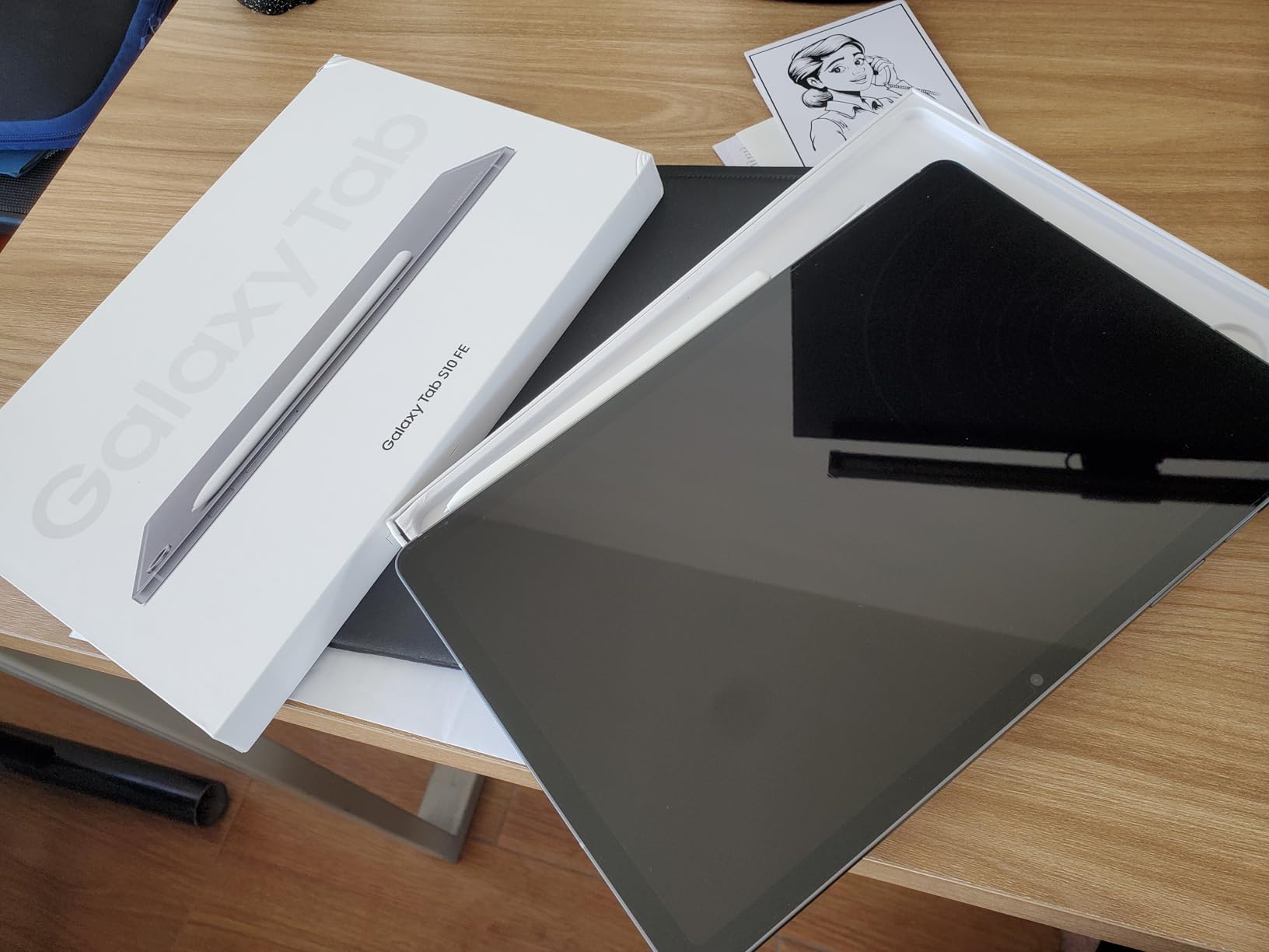 SAMSUNG Galaxy Tab S10 FE w/S-Pen (128GB, 8GB, WiFi) 10.9” 90Hz Full HD Android Tablet, Octa-core (4nm), 4K Camera, IP68 Water Resistant SM-X520 (Silver) customer photo 1
