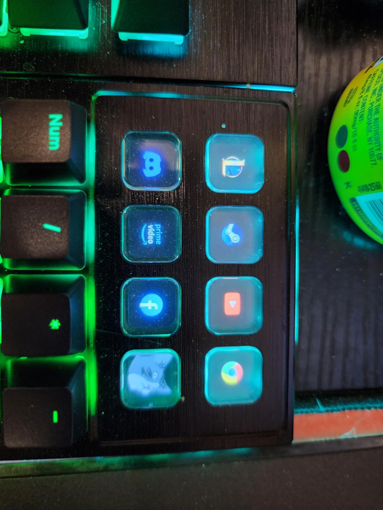 be quiet! Dark Mount Tactile, Gaming Keyboard, Mechanical Silent Switches customer photo 1