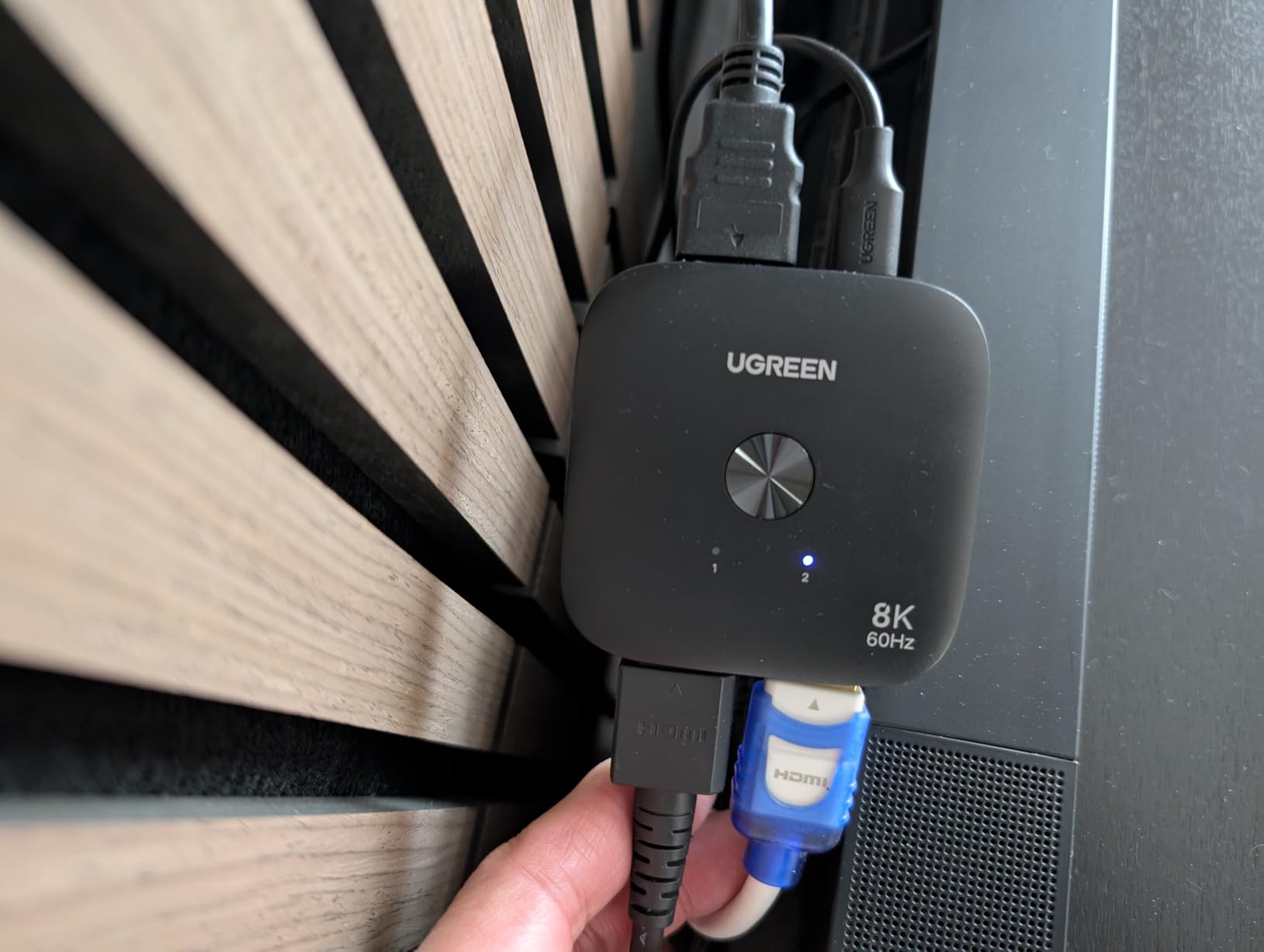 UGREEN HDMI 2.1 Switch 2 in 1 Out 8K@60Hz, HDR10+, VRR, 4K@240Hz customer photo 2