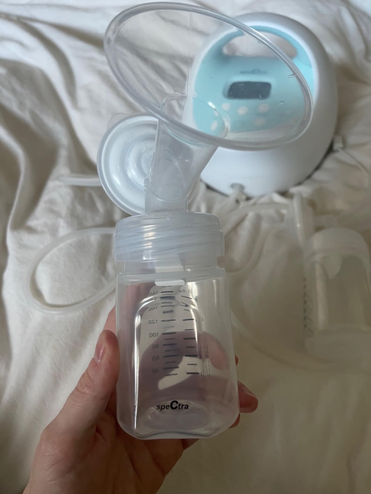 Spectra Baby Wide Neck Baby Bottles for Breast Milk, Pack of 4 customer photo 1