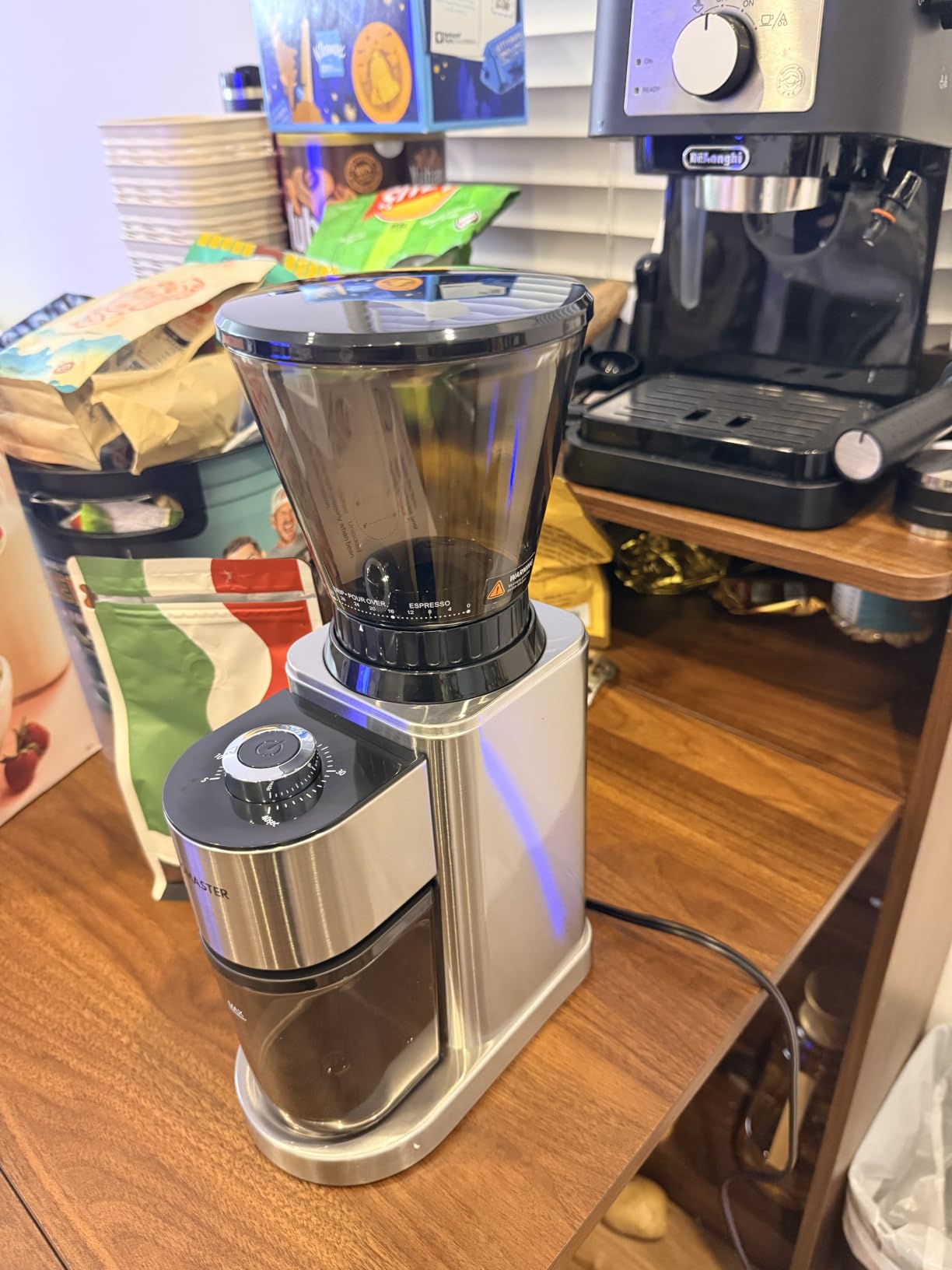 Aromaster Burr Coffee Bean Grinder, 48 Settings, Anti-Static, Black | Stainless Steel, 40S Adjustable Timer, Removable Burr, Brush for Easy Cleaning, for Espresso French Press Home Use, Quiet customer photo 1