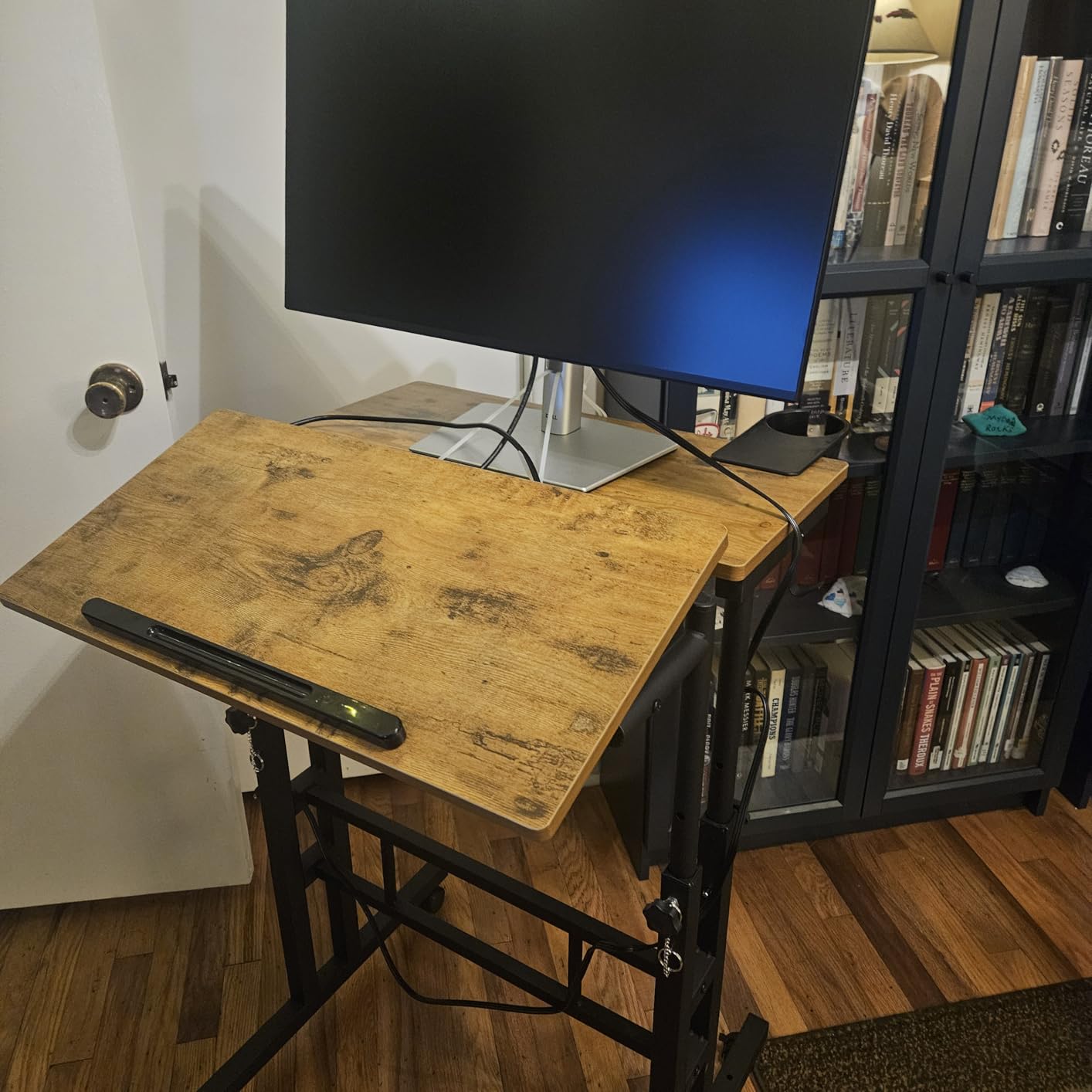 Enayplon Small Standing Desk with Wheels, Mobile Stand Up Desk, Portable Standing Table on Wheels for Walking Pad, Rolling Computer Desk Adjustable Height, Tall Table customer photo 2