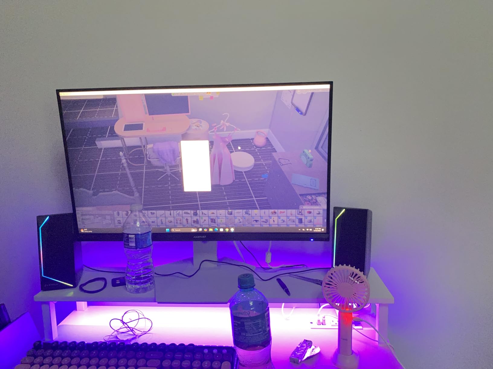 Amzfast 25 Inch White Gaming Monitor 320Hz/300Hz/240Hz, FHD 1080P 1ms Fast IPS Monitor, 12 Months Warranty Exchange (DP Cable) TÜV Rheinland Eye Care | AI Crosshair, Night Vision Function, AMZG25F6F customer photo 1