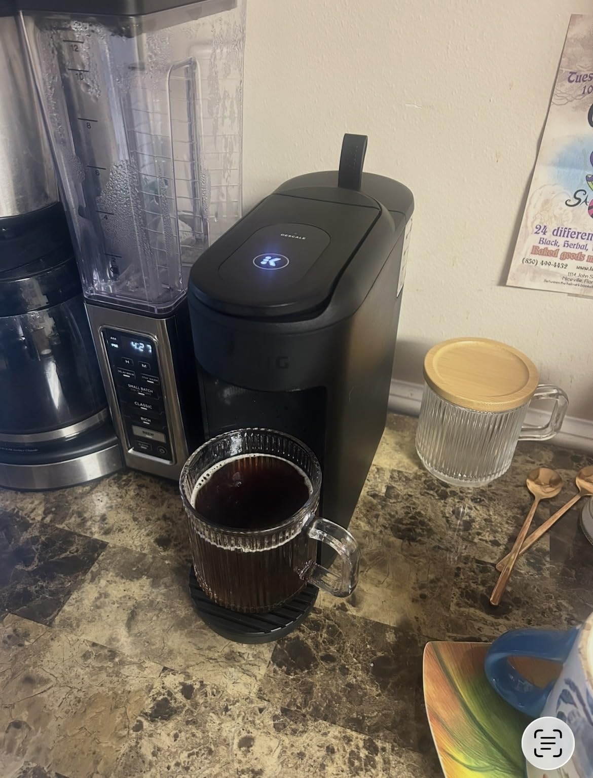 Keurig K-Mini Mate Single Serve K-Cup Pod Coffee Maker, Brews Up to 12 oz Cup, Compact Portable Coffee Machine for Small Spaces, Great for Dorms & Offices, Glamping Green customer photo 2