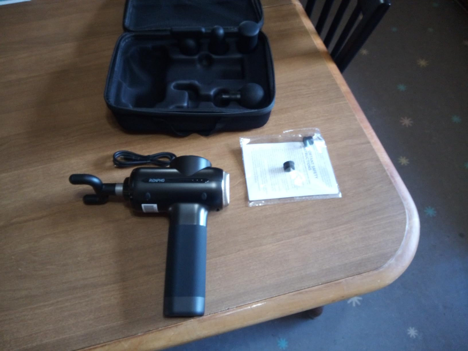 RENPHO Mini Thermacool Massage Gun with Heat and Cold, Pocket-Sized, Small customer photo 2