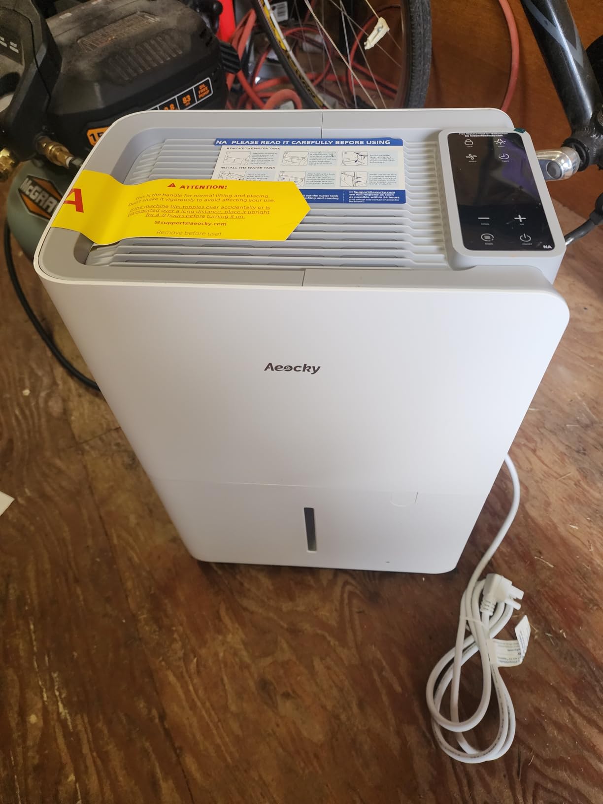 AEOCKY 50 Pint/Day, 3500 Sq.Ft Ultra-Quiet 40dB Dehumidifier with Drain Hose | 0.8 Gallon Water Tank for Basement, Home, Bedroom, Bathroom, RV, Garage, Intelligent Humidistat customer photo 1