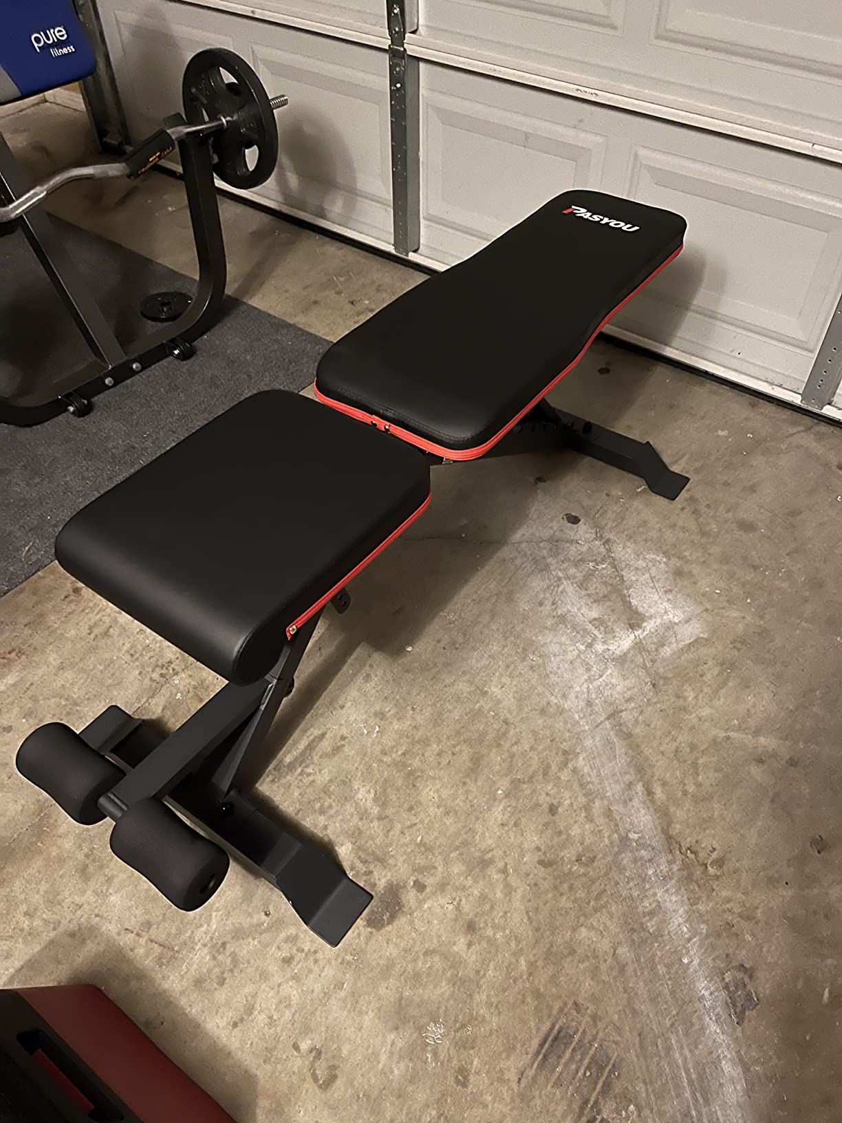 PASYOU Leg Press Machine, Adjustable Weight Bench with Leg Extension customer photo 1