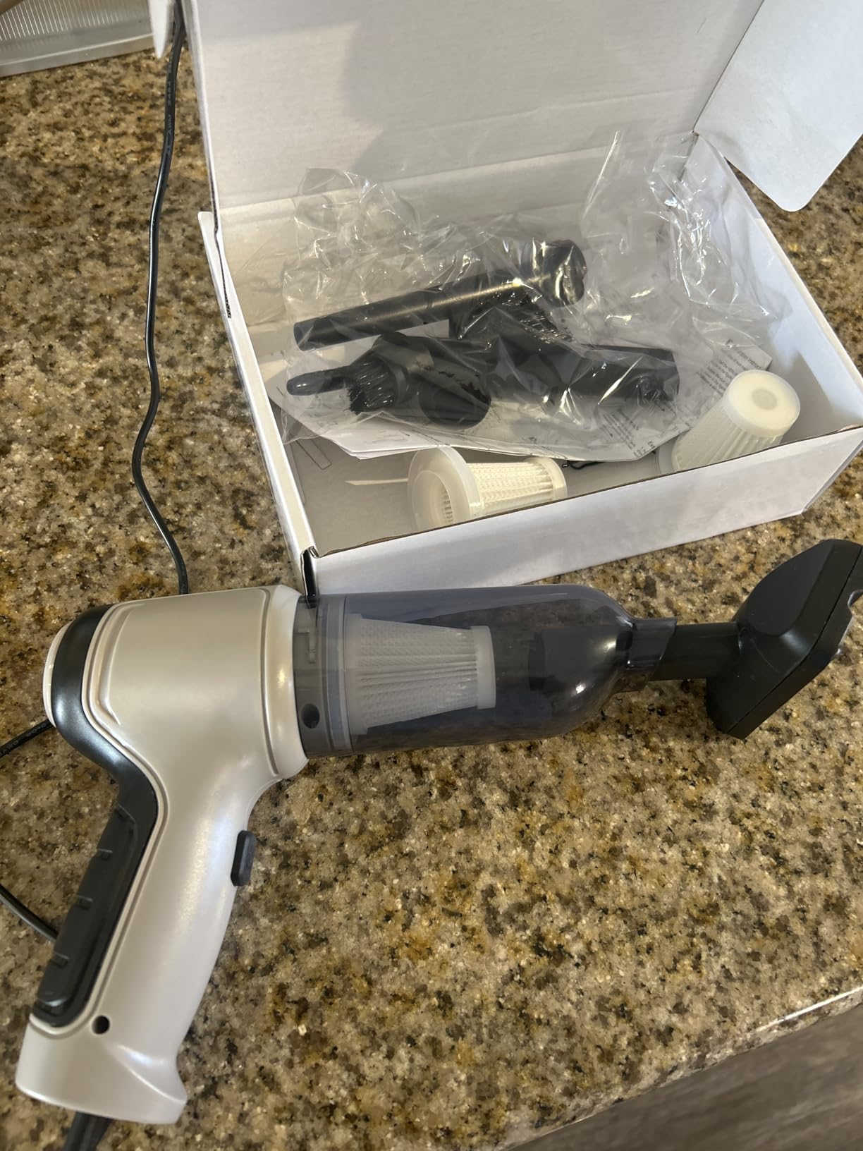 Car Vacuum Cleaner, 15000Pa Handheld Cordless Rechargeable Wet & Dry Vacuum, 120W High Power for Car, Pet, Office Cleaning, Washable HEPA Filter, Multi-Nozzles 01 customer photo 2