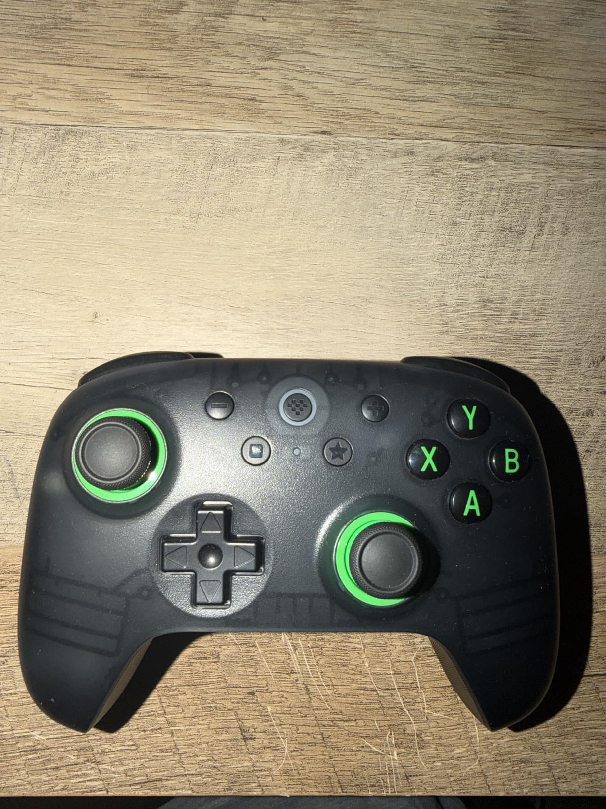 8Bitdo Ultimate 2C Wireless Controller for Windows PC and Android, with 1000 Hz Polling Rate, Hall Effect Joysticks and Triggers, and Remappable L4/R4 Bumpers (Transparent Black) customer photo 2
