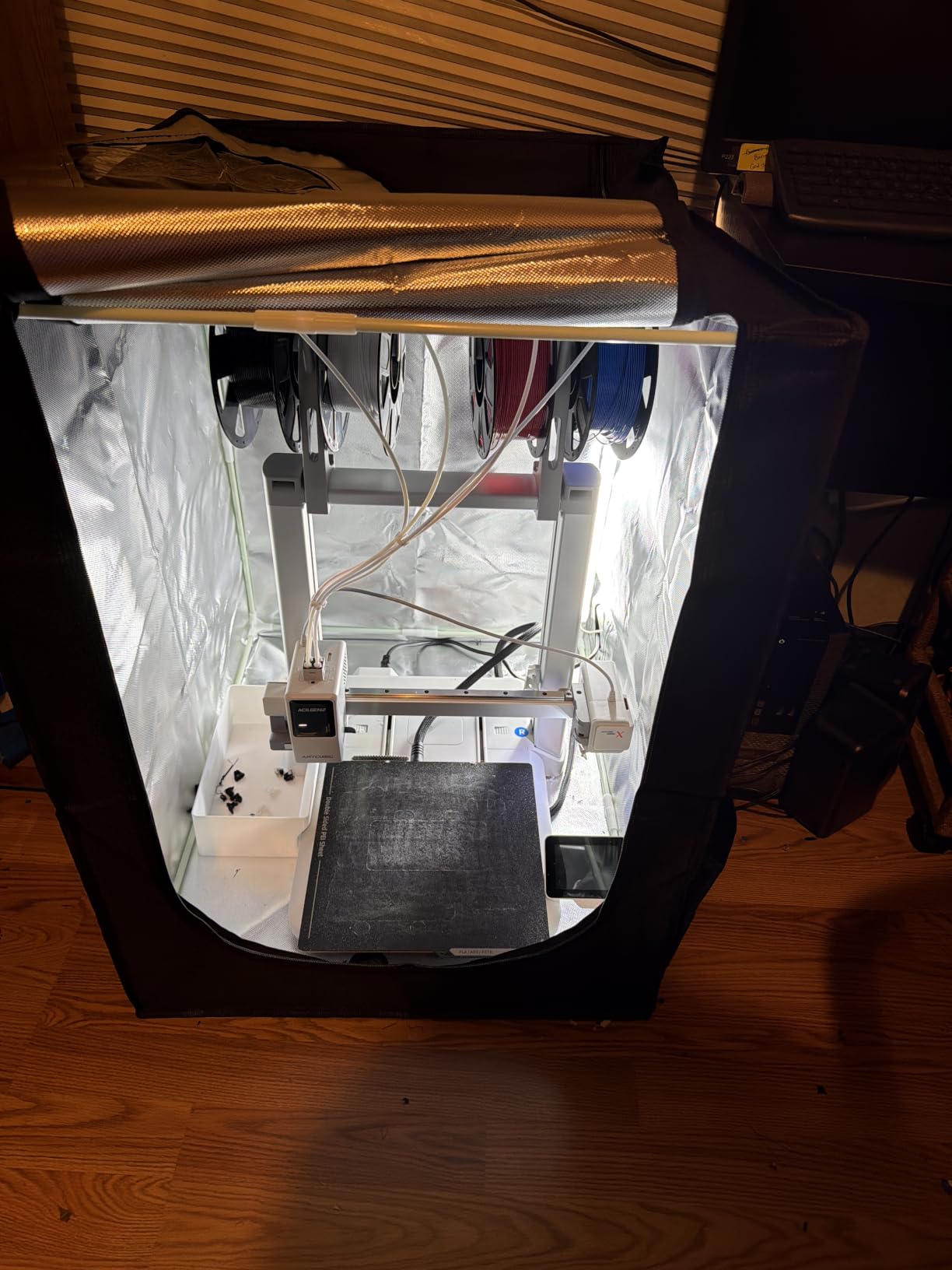 VEVOR 3D Printer Enclosure, Dustproof Waterproof Oxford Cloth 3D Printer Tent, Constant Temperature Protective Case with LED Lighting, Compatible with Creality/ELEGOO/Anycubic Multiple Popular Models customer photo 1