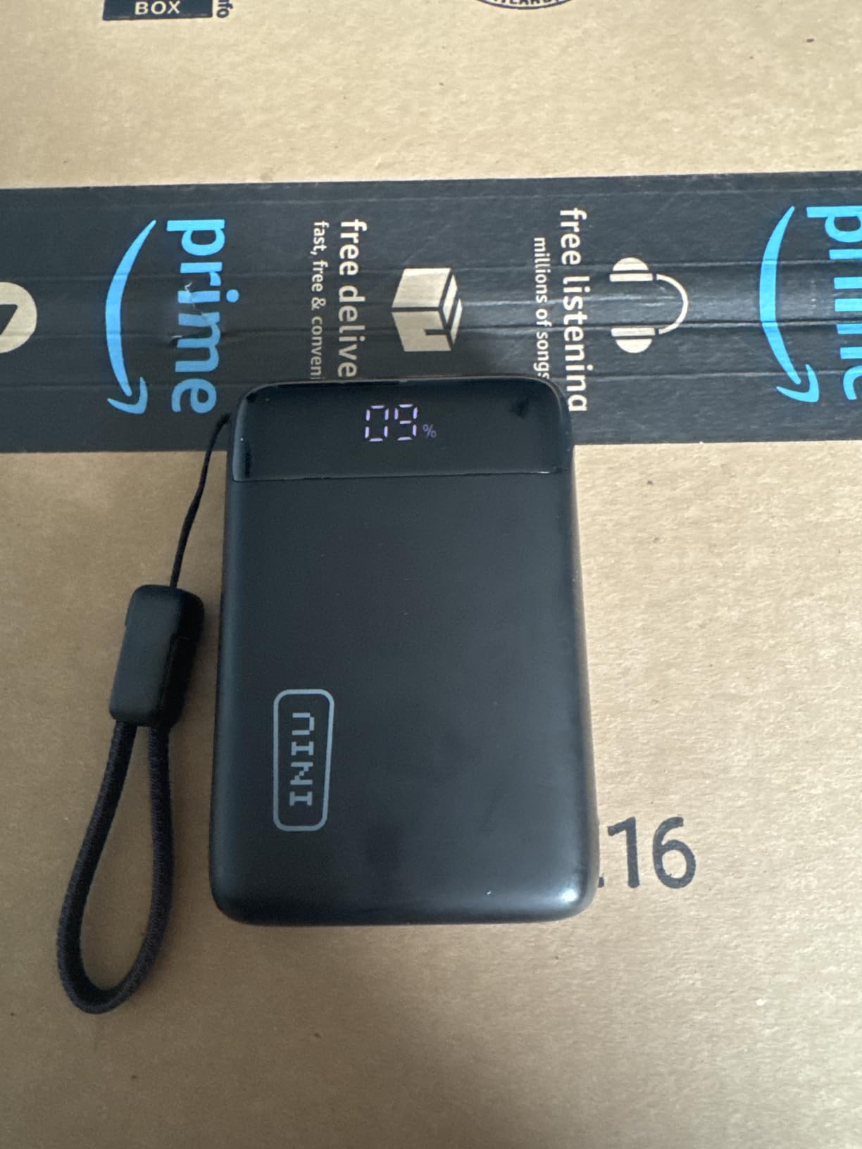INIU Portable Charger, Smallest 20000mAh 22.5W Fast Charging Power Bank customer photo 2