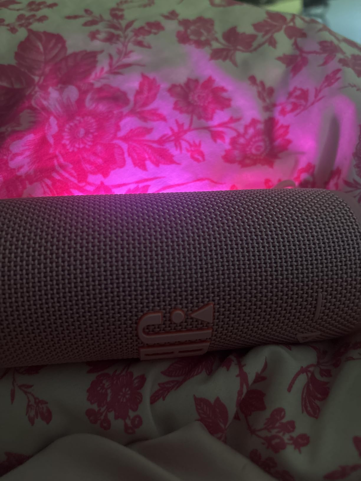 JBL Grip Portable Bluetooth Speaker, Waterproof, Ambient Light - Teal | Up to 14 Hr Playtime, AI Sound Boost, IP68 Waterproof And Dustproof, Drop-Proof, App Control, Ideal For Outdoor And Travel customer photo 2