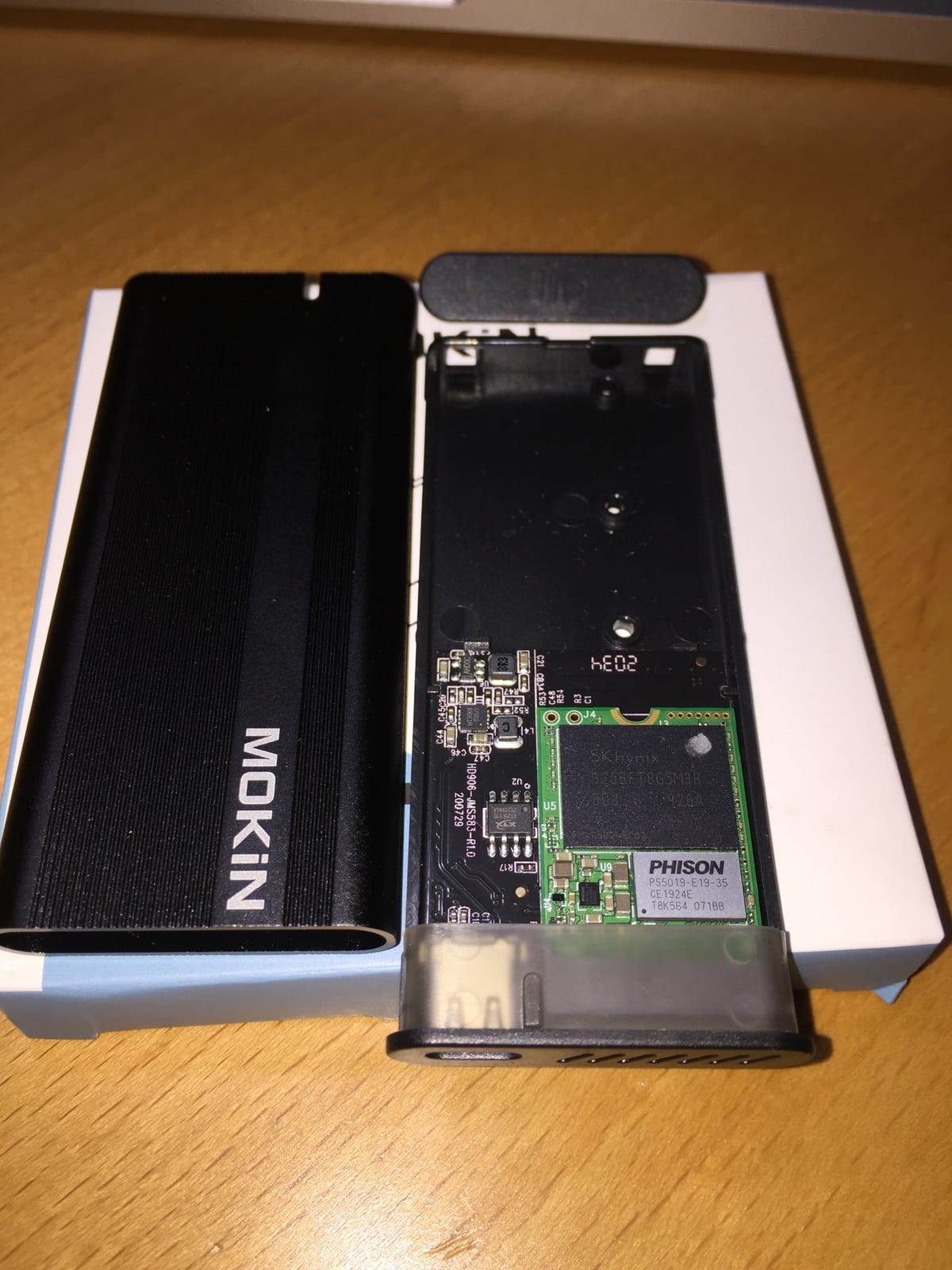 MOKiN 40Gbps M.2 NVMe SSD Enclosure, Thunderbolt for M1 Pro/Max Mac customer photo 2