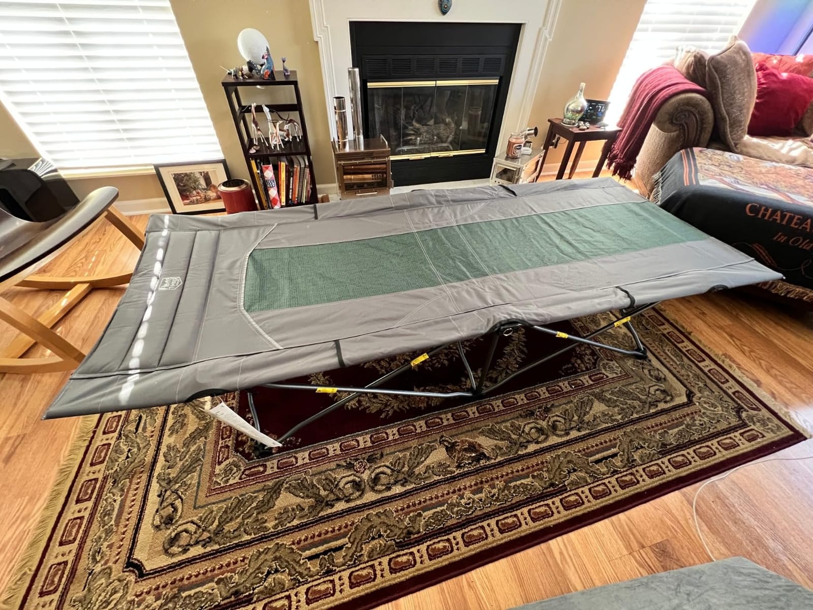 TIMBER RIDGE 32.5in Extra Wide Heavy Duty Camping Cot for Adult, Easy Set Up Oversized Sleeping Cot with Carry Bag for Camping, Travel and Outdoors, Support up to 450lbs, Black customer photo 1