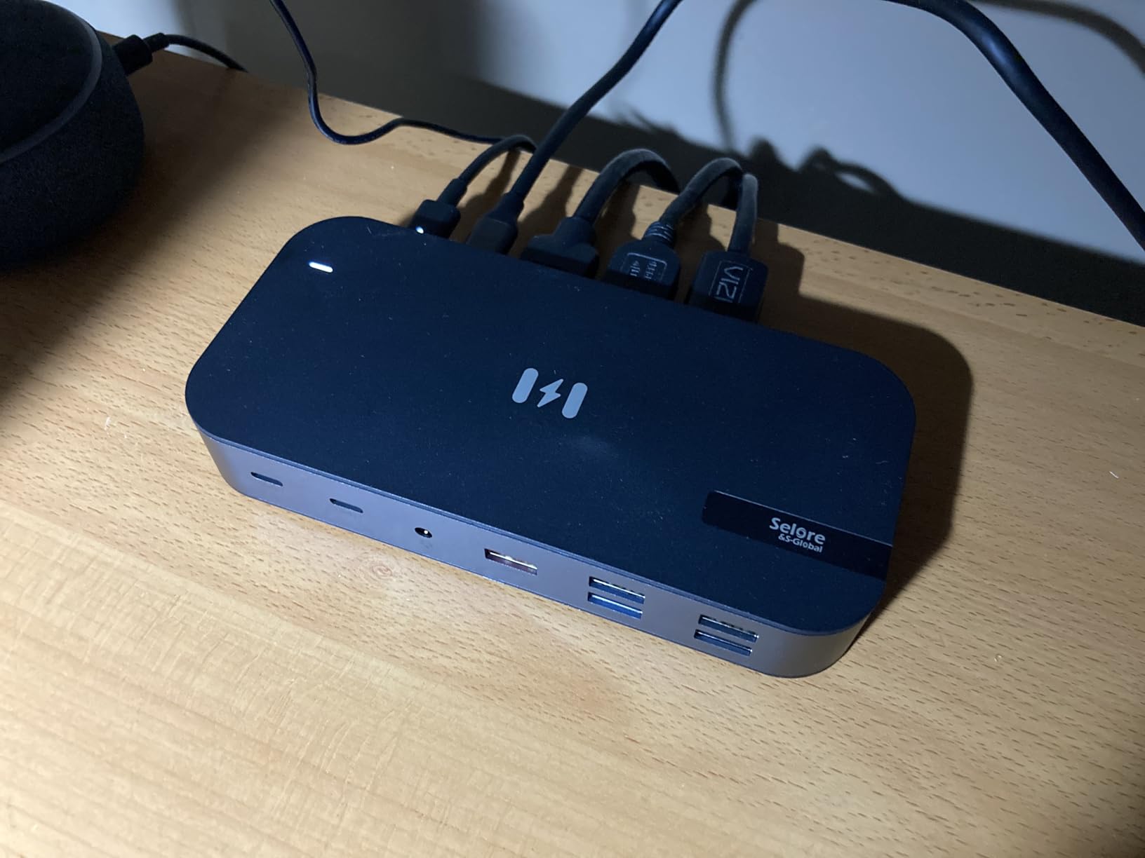 Selore Laptop Docking Station 3 Monitors USB C Docking Station 3 HDMI customer photo 1