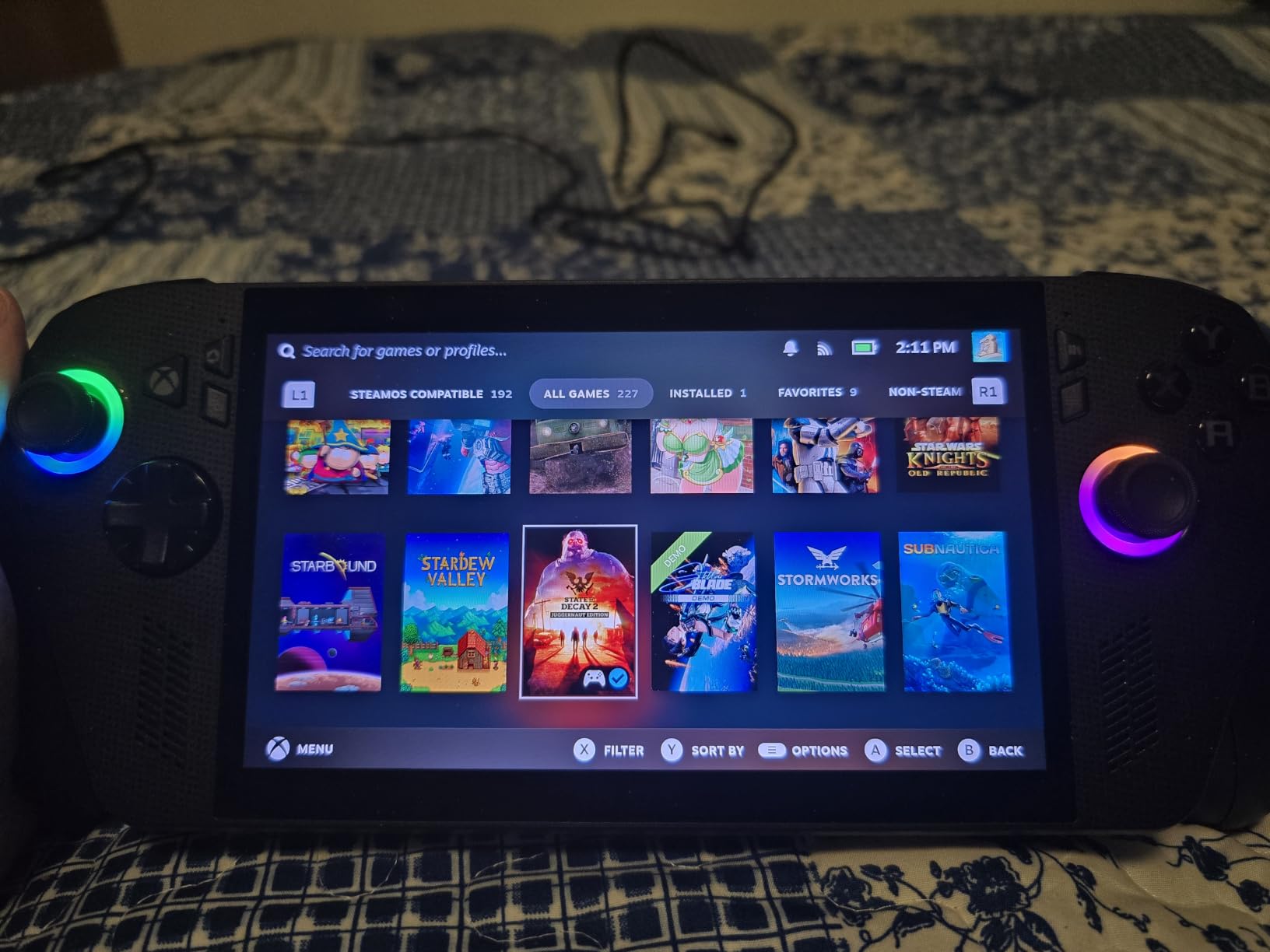 ASUS ROG Ally X 7 inch FHD 120Hz Gaming Handheld, 2.0 GHz Ryzen AI Z2 Extreme, AMD Radeon, 24 GB LPDDR5 RAM, 1 TB PCIe SSD, Windows (Japan Version) customer photo 1