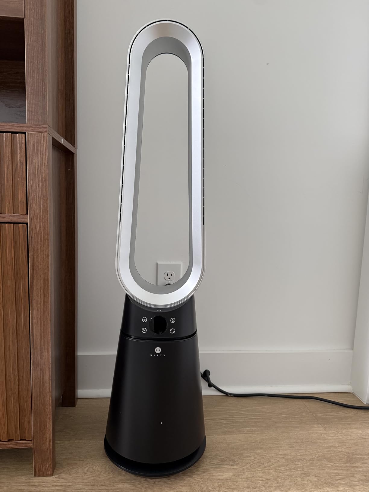 ULTTY Bladeless Tower Fan for Bedroom, 20 Speeds 3 Modes, Standing Fan with Remote, 8H Timer, 38